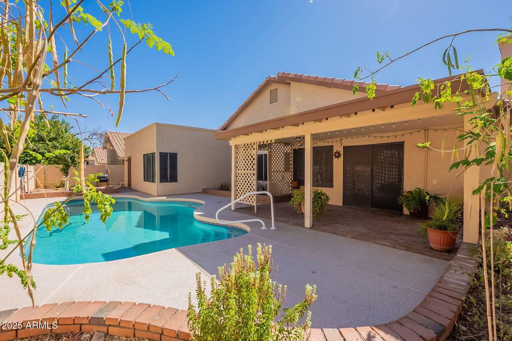 Photo of 9021 S Drea Lane, Tempe, AZ 85284 (MLS # 6898685)