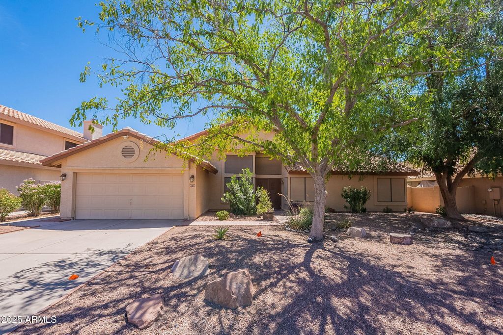 Photo of 9021 S Drea Lane, Tempe, AZ 85284 (MLS # 6898685)