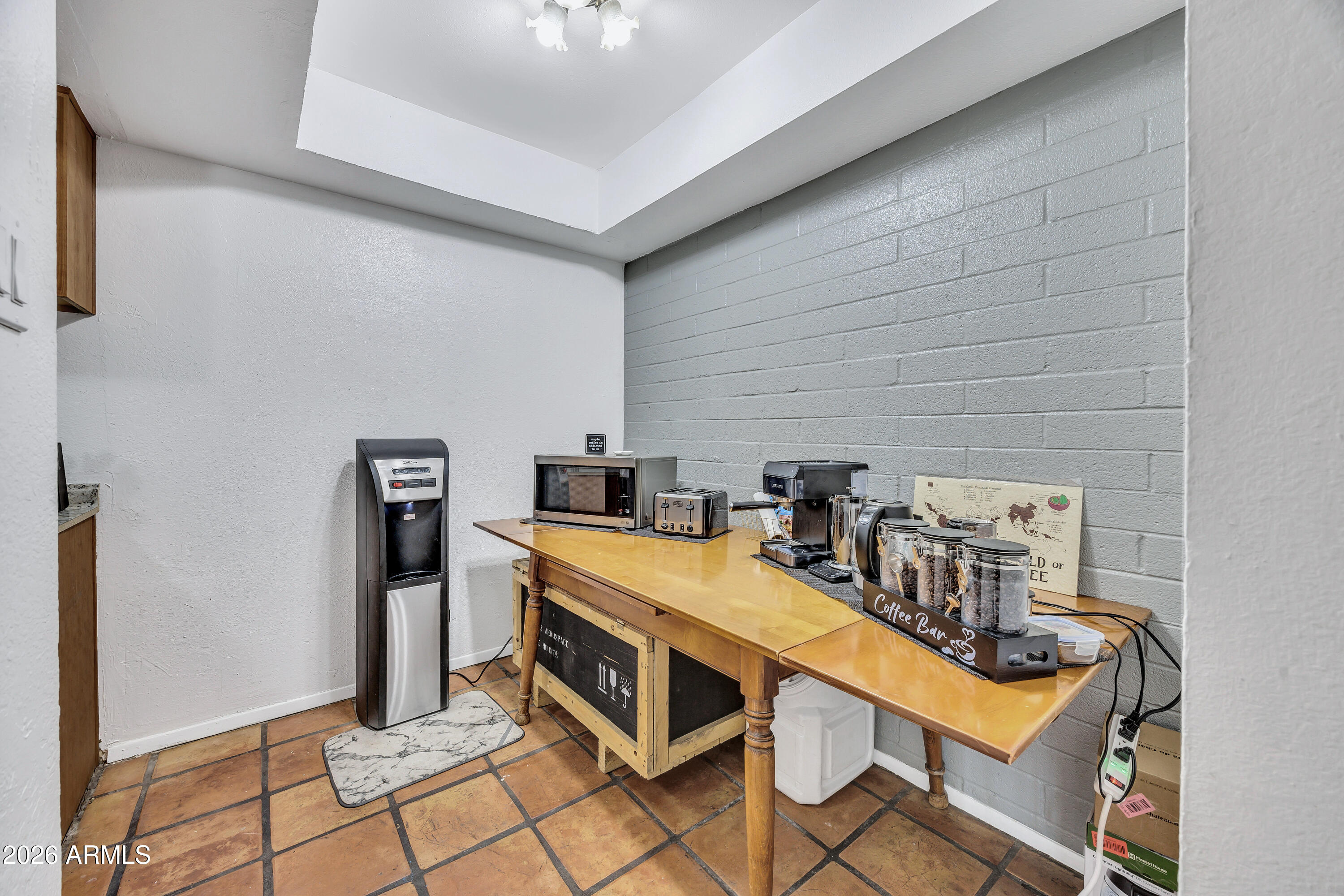 HALLCRAFT VILLAS EAST CONDOMINIUM - Residential