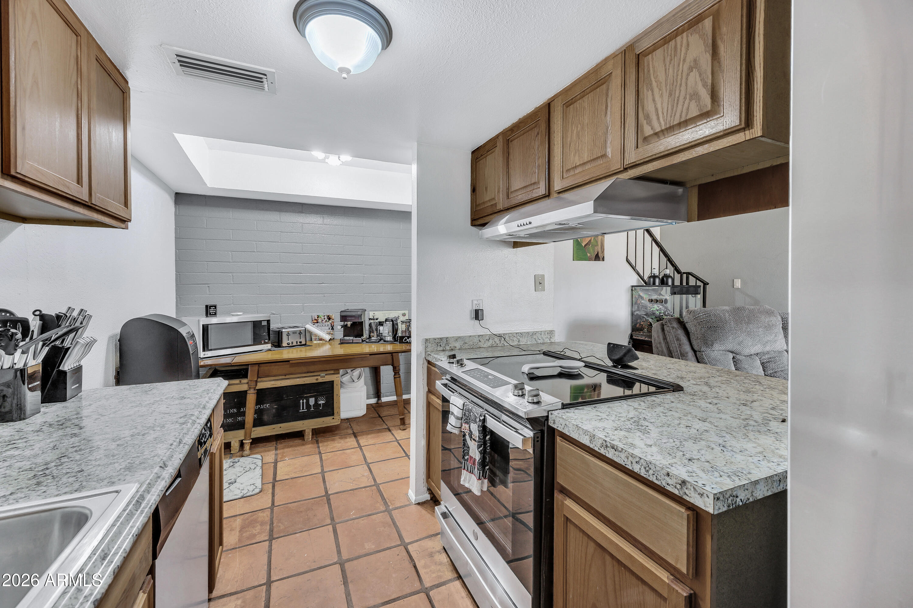 HALLCRAFT VILLAS EAST CONDOMINIUM - Residential
