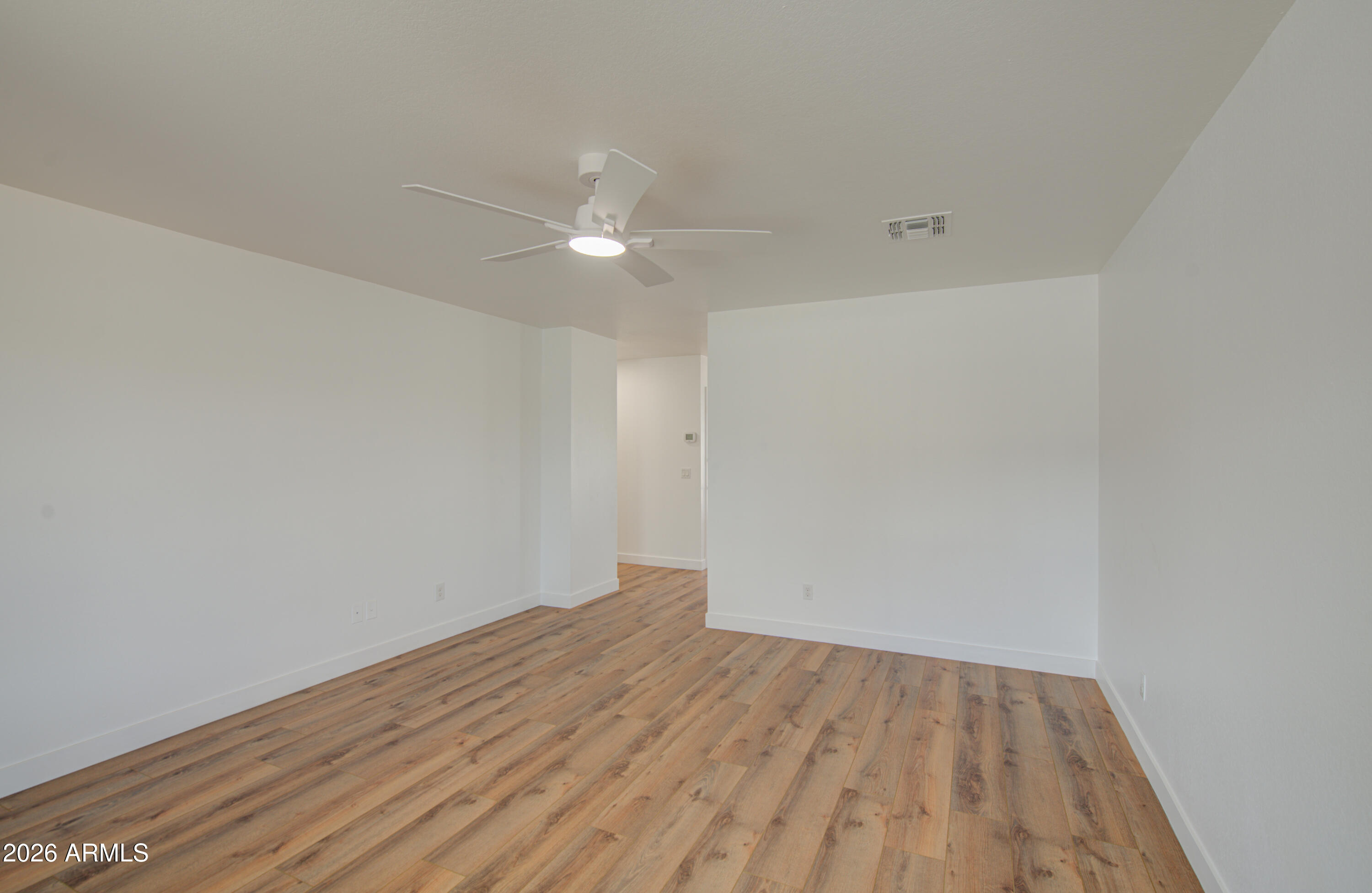 2922 E LE MARCHE Avenue