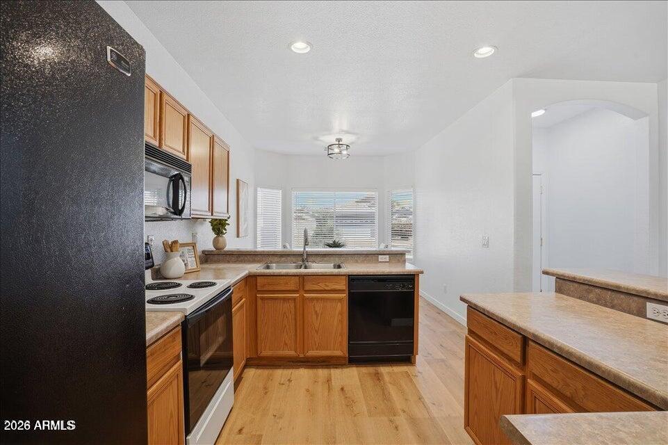 3771 E THUNDERHEART Trail