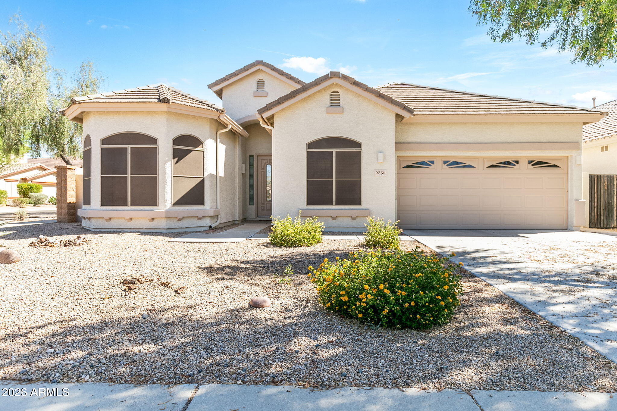 2230 W Calle Del Sol --