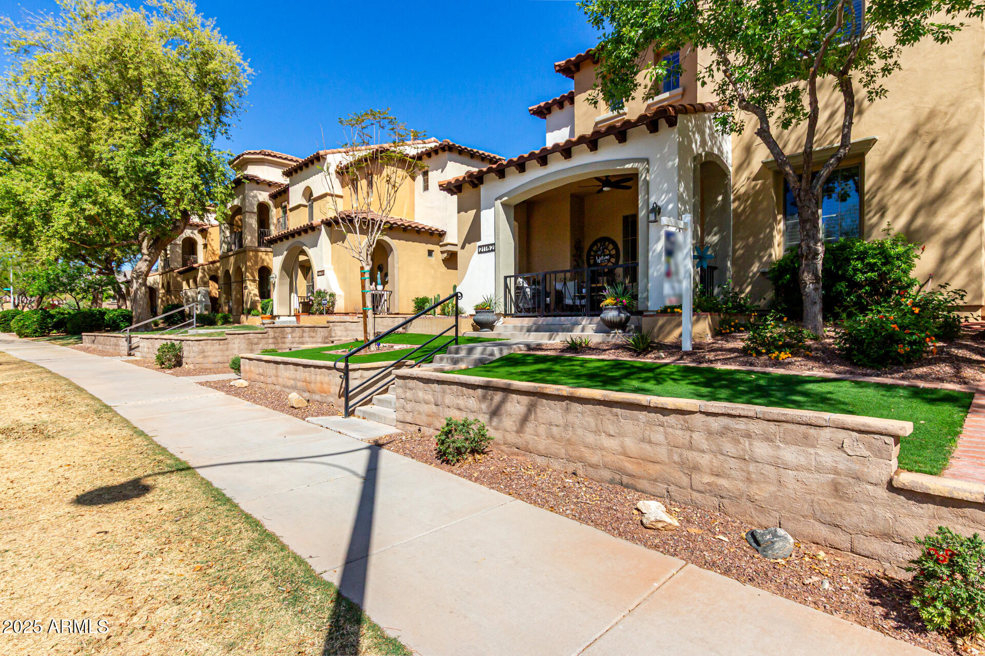 21152 W Sunrise Lane