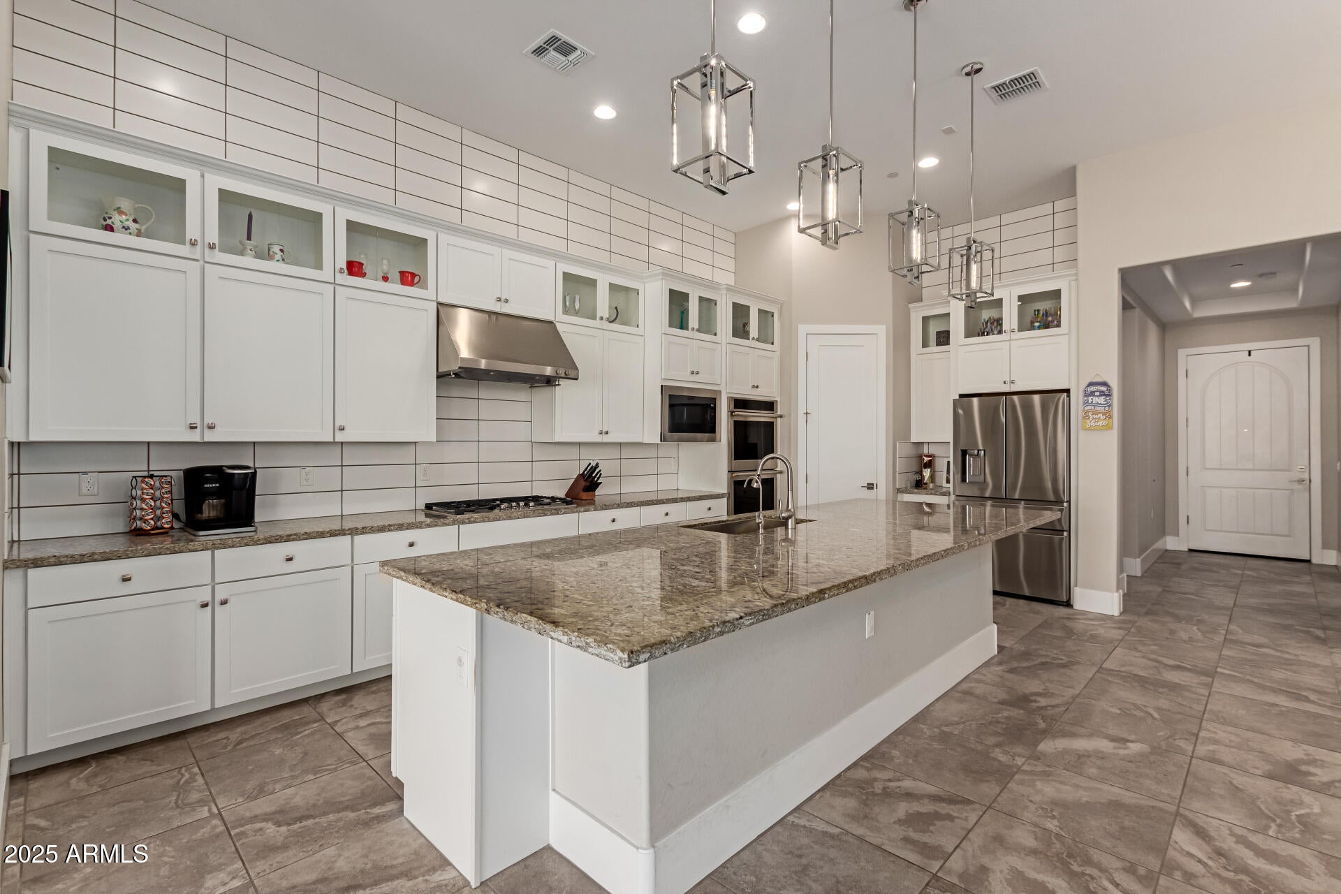 7214 E CALLE PRIMERA Vista