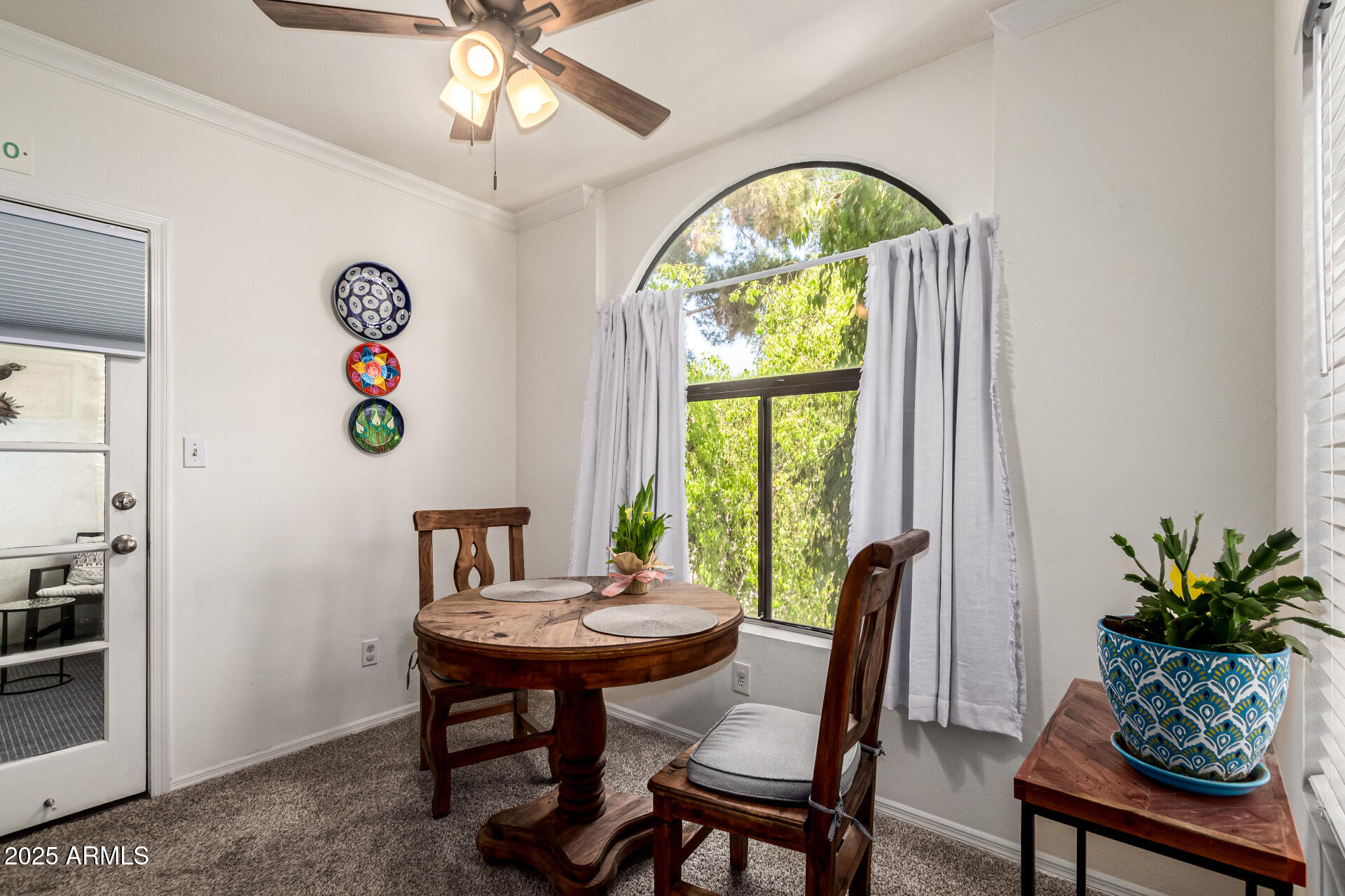 750 E NORTHERN Avenue 2005