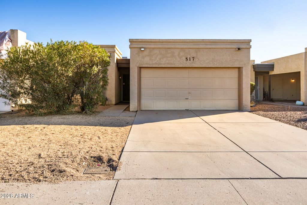 Photo of 517 W Duke Drive, Tempe, AZ 85283 (MLS # 6982274)