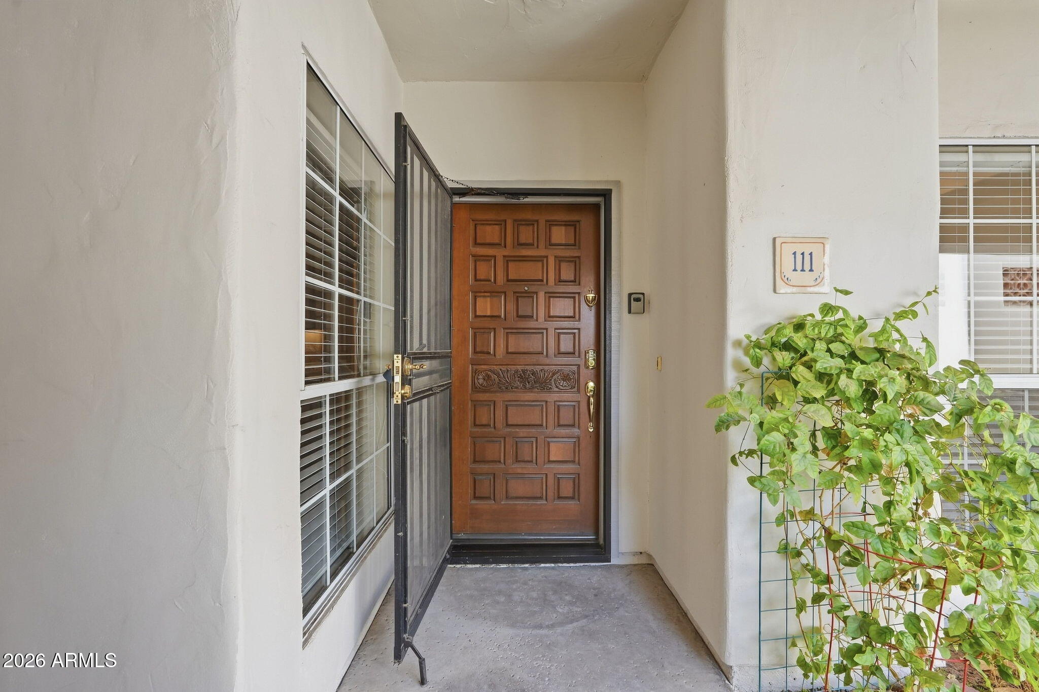 5200 S Lakeshore Drive 111