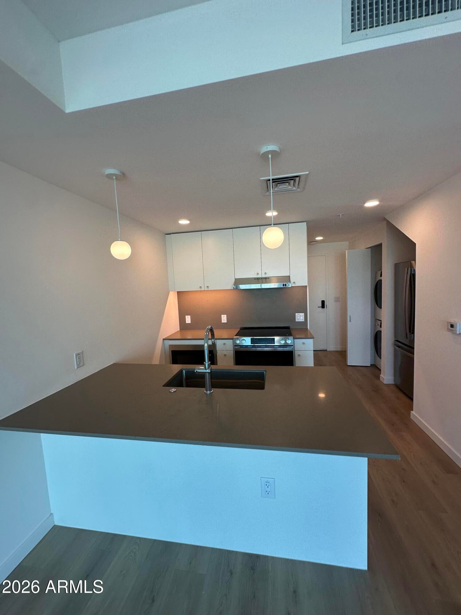 777 N CENTRAL Avenue 2