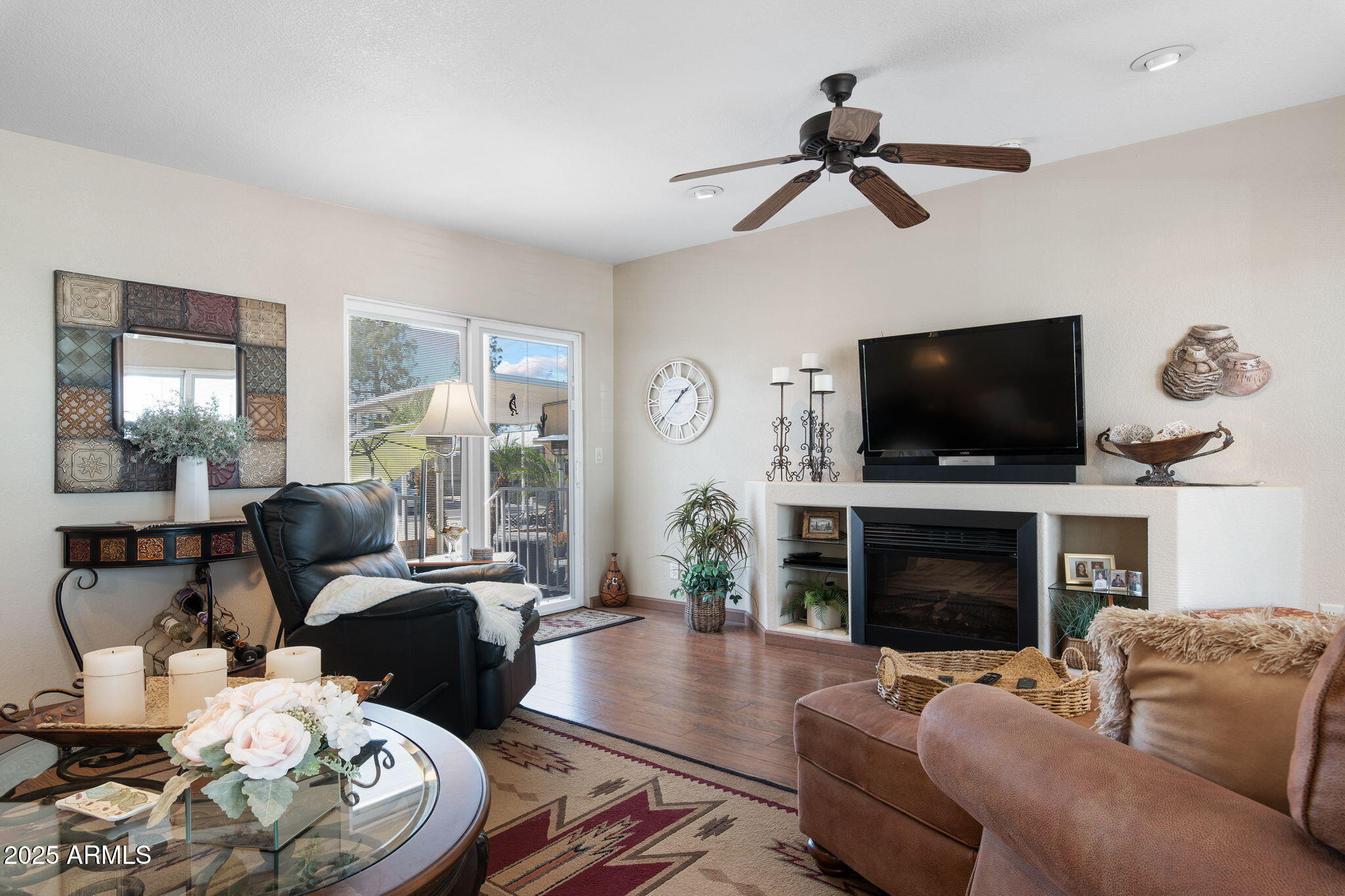 111 S GREENFIELD Road 588