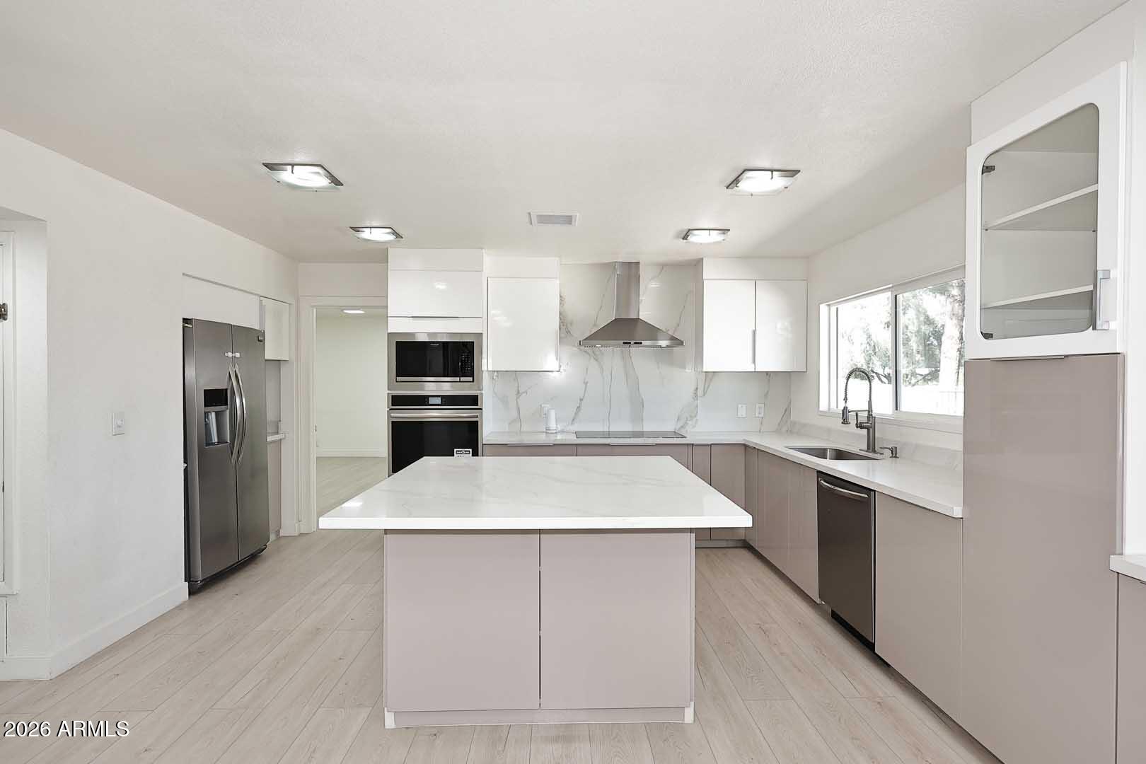 8140 E DEL JOYA Drive