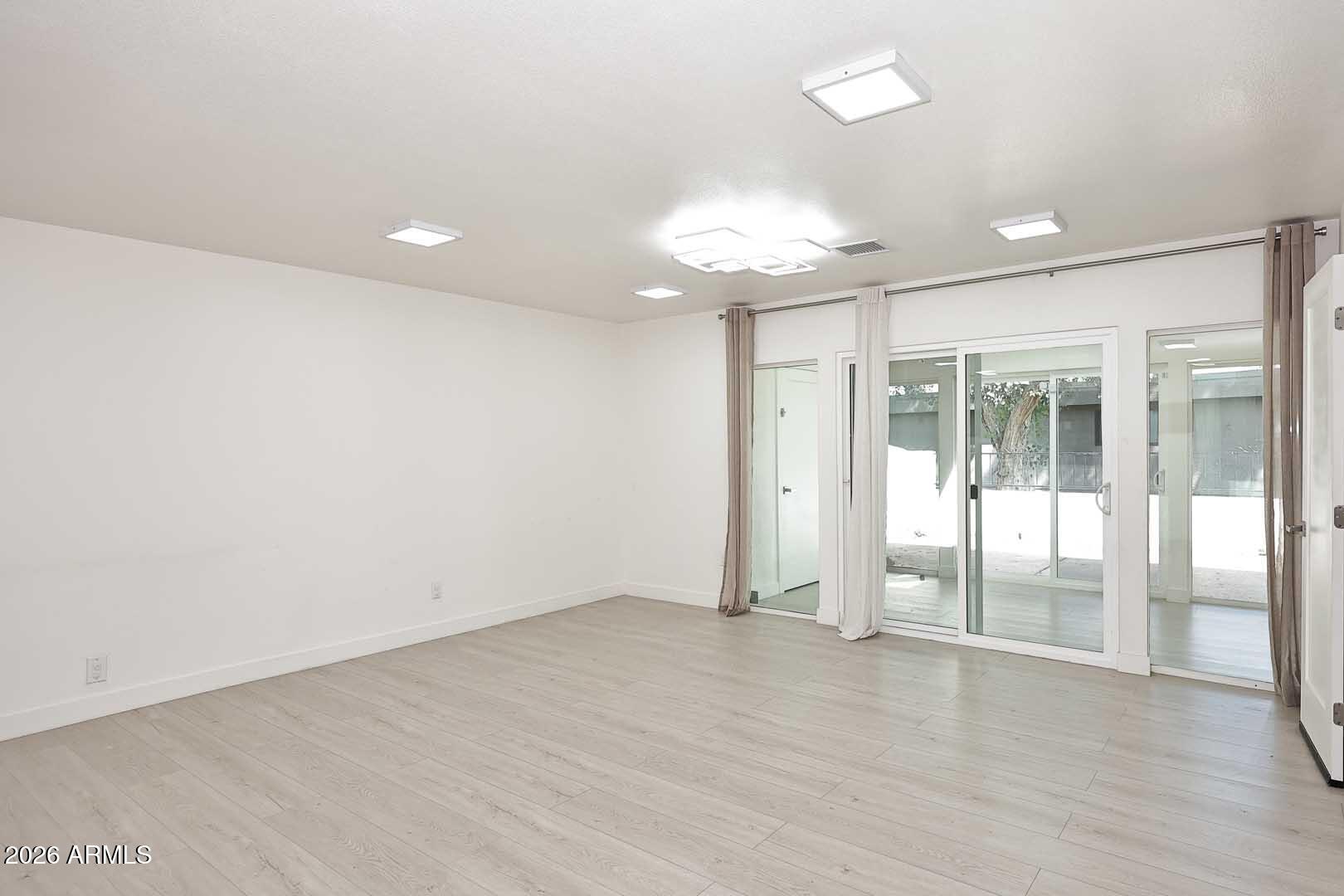 8140 E DEL JOYA Drive