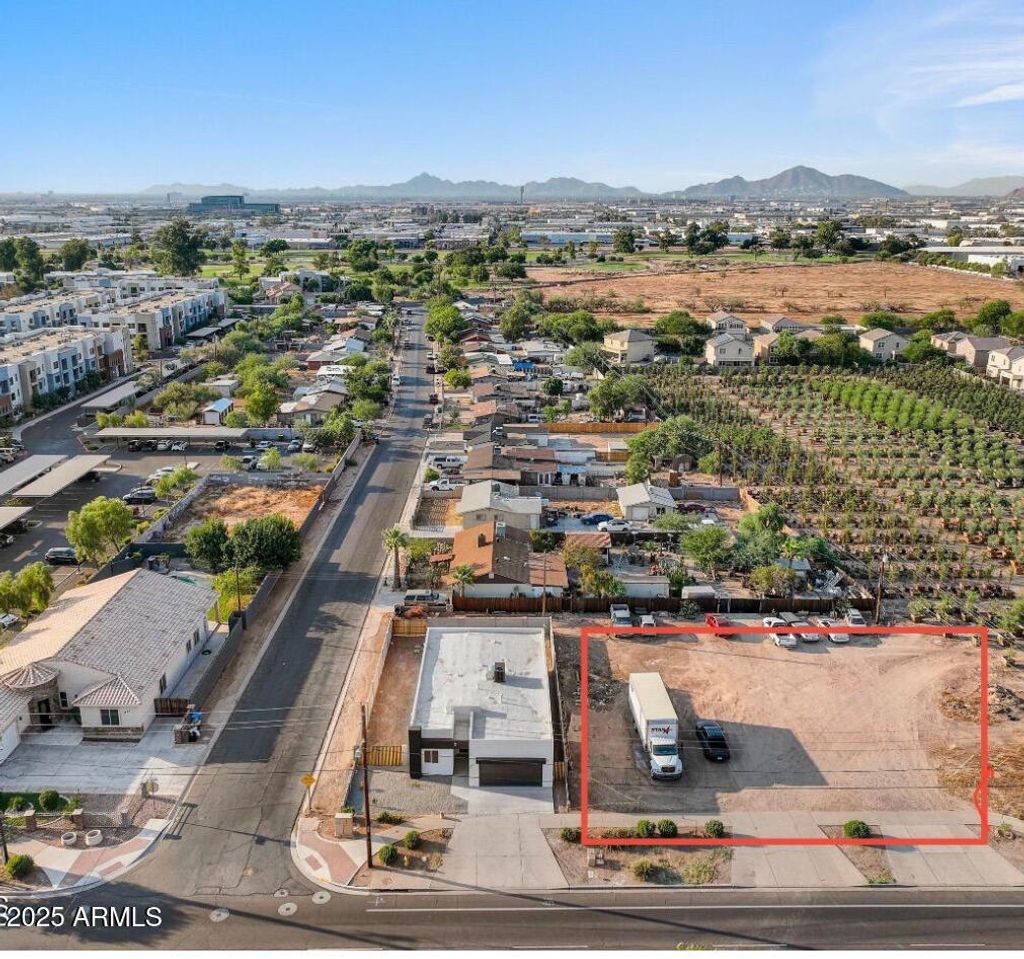 Photo of 3434 E Southern Avenue #2, Phoenix, AZ 85040 (MLS # 6916376)