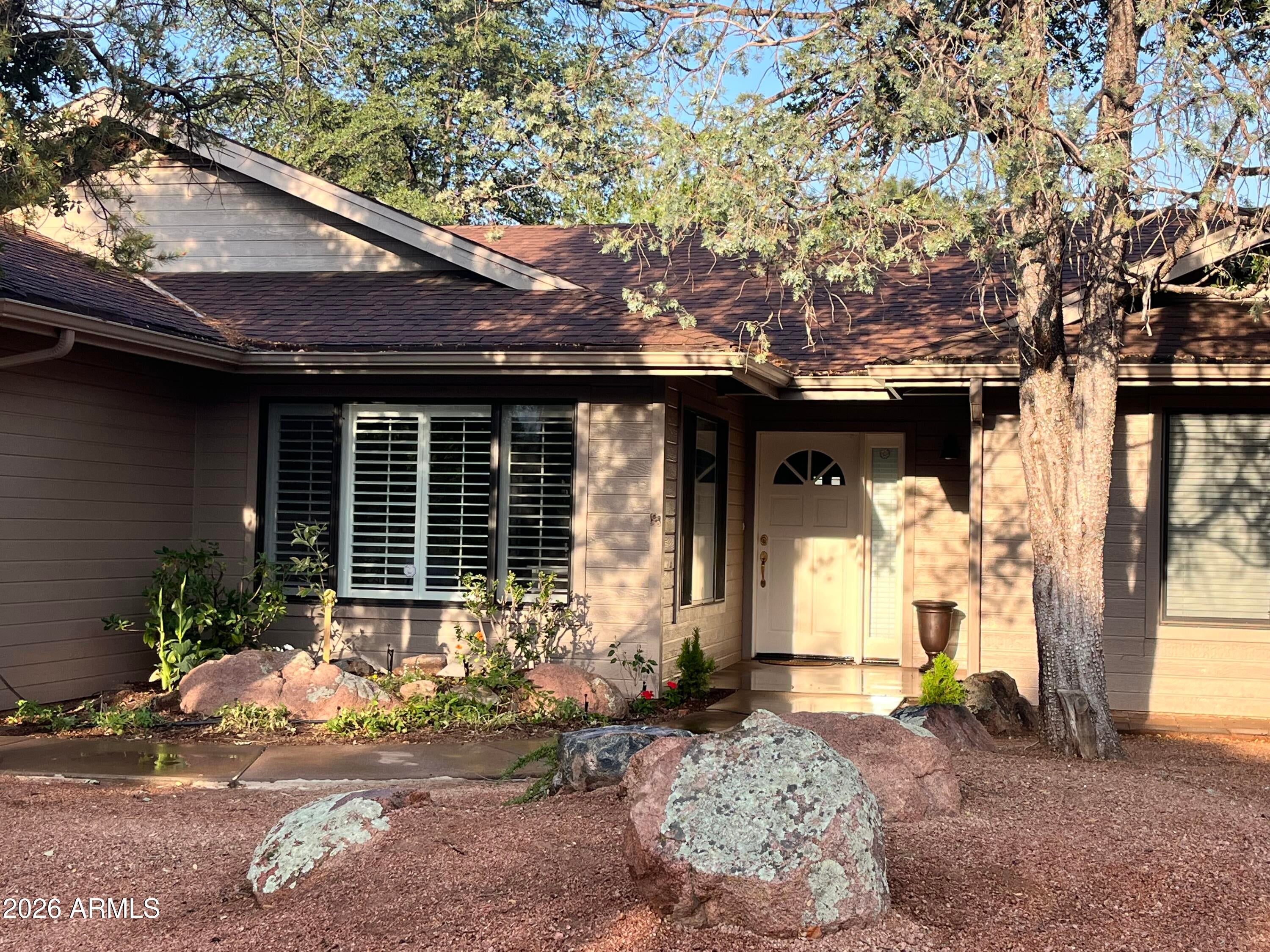 305 N TRAILWOOD Road