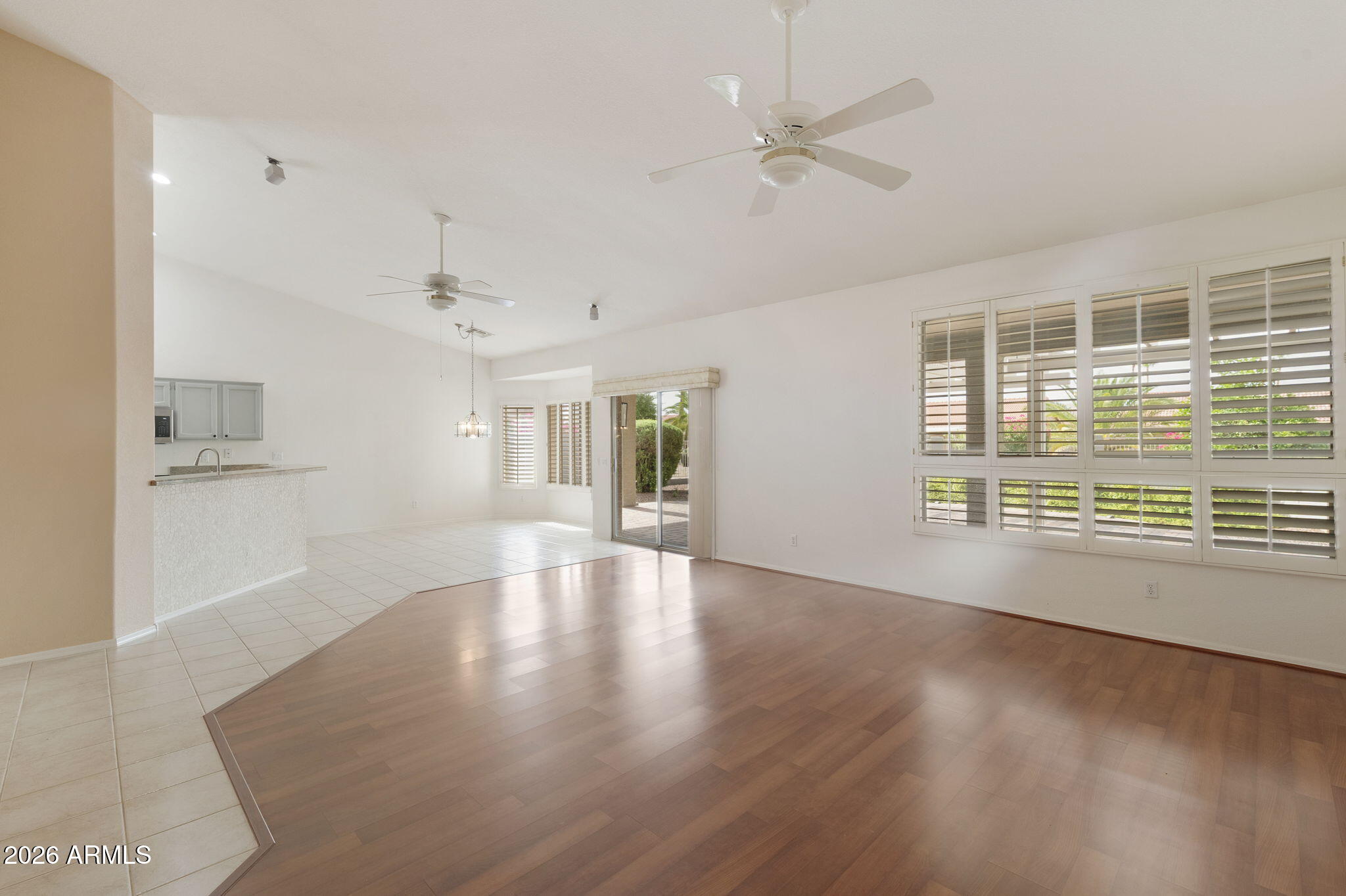 9117 E DIAMOND Drive