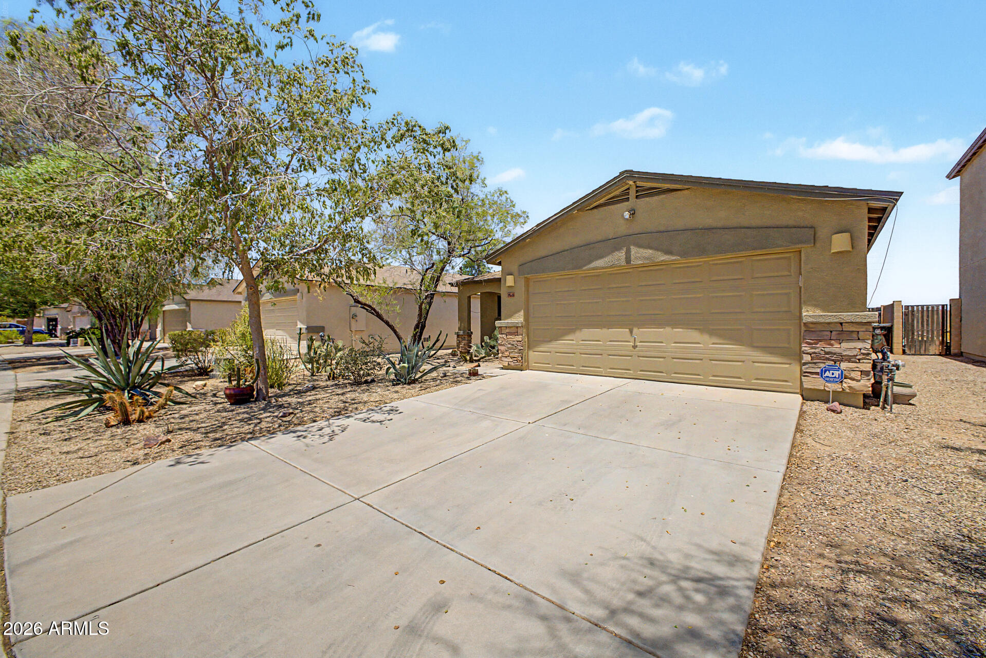 1946 E SILVERSMITH Trail