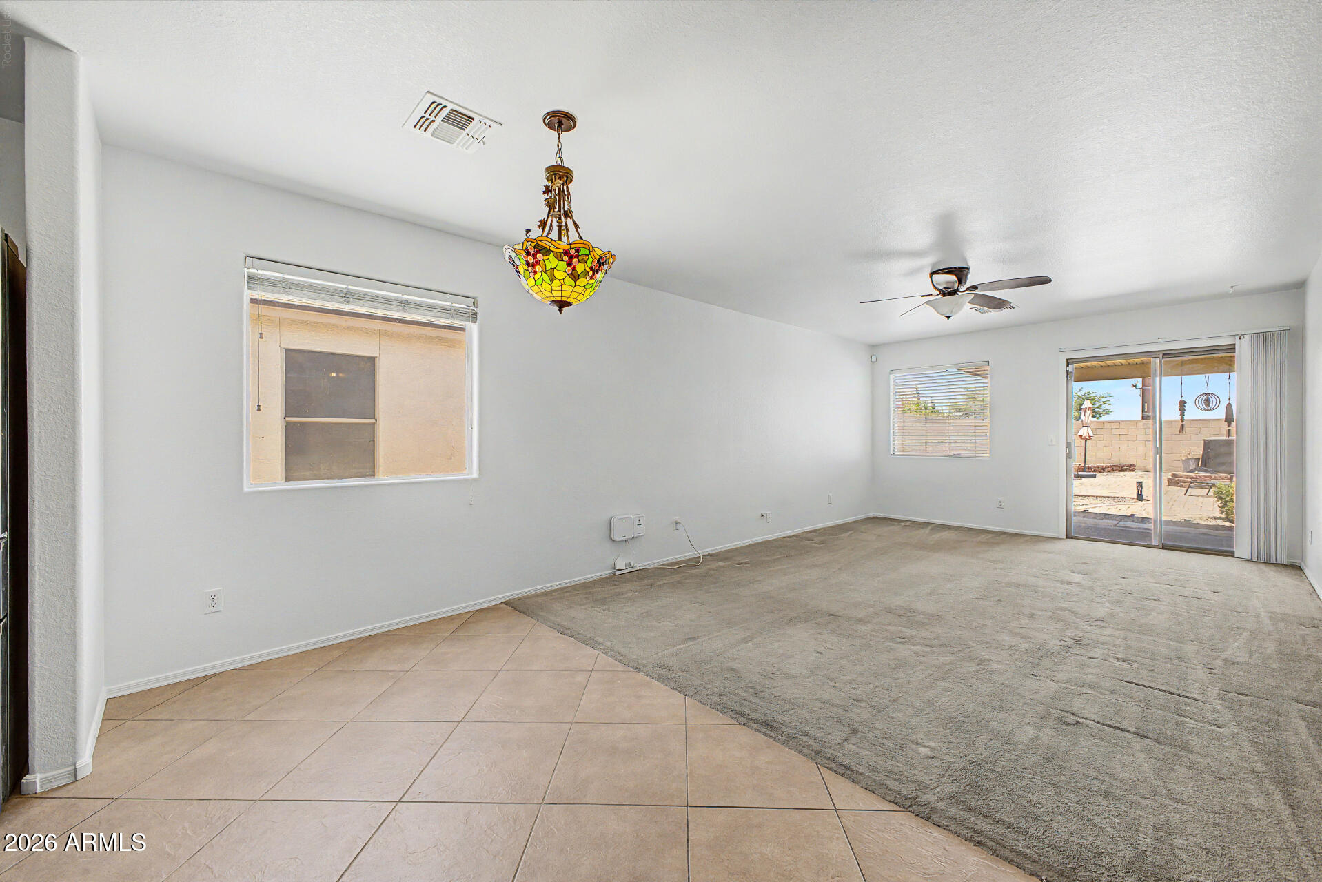 1946 E SILVERSMITH Trail