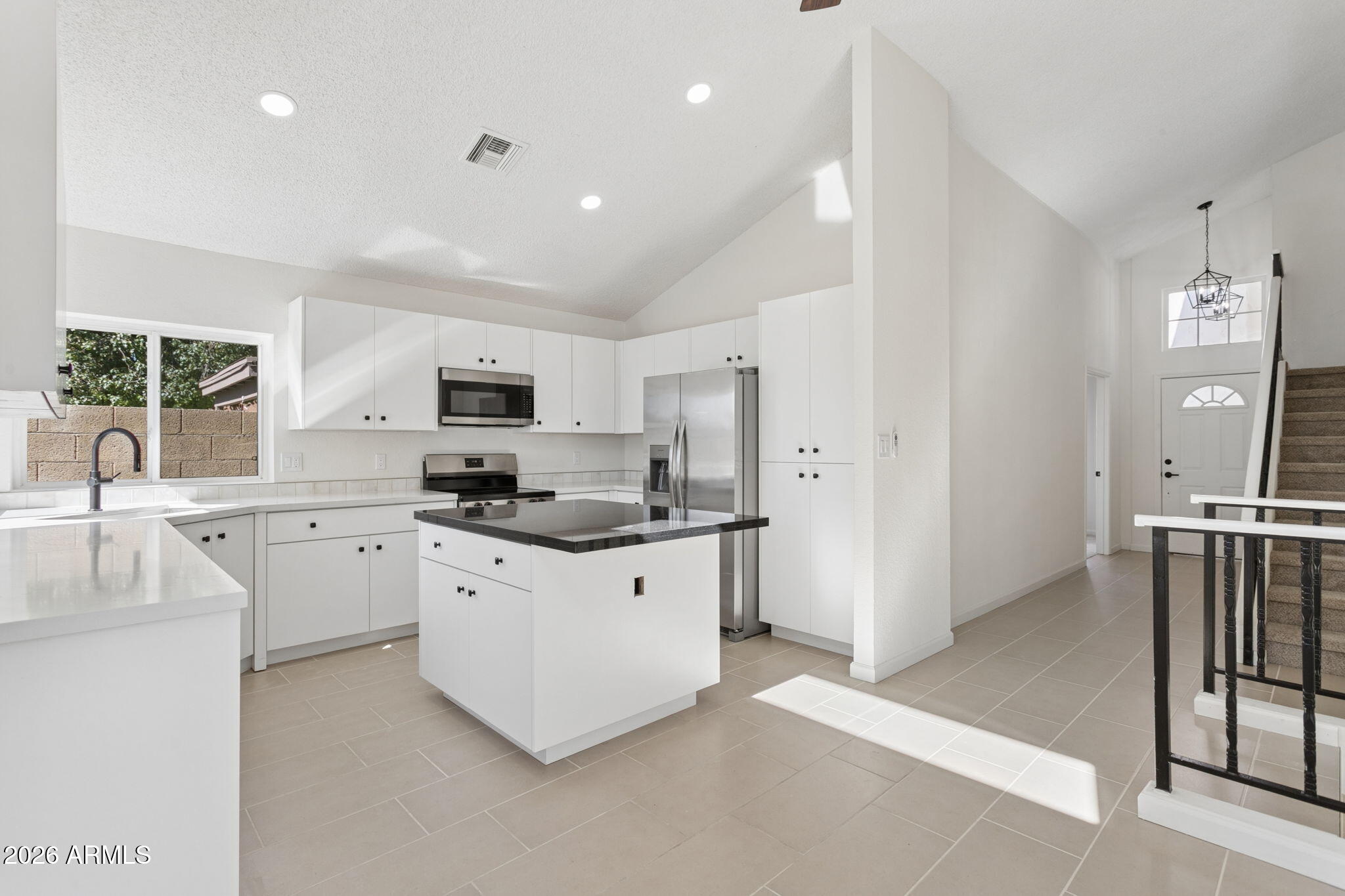 3805 W CAMINO REAL -- W