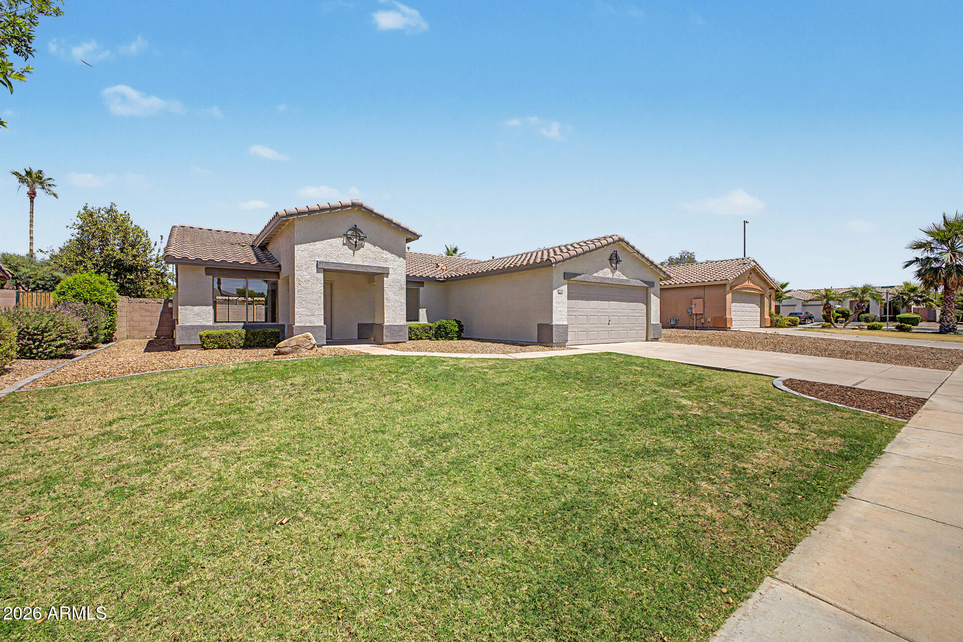 2554 E MORGAN Court