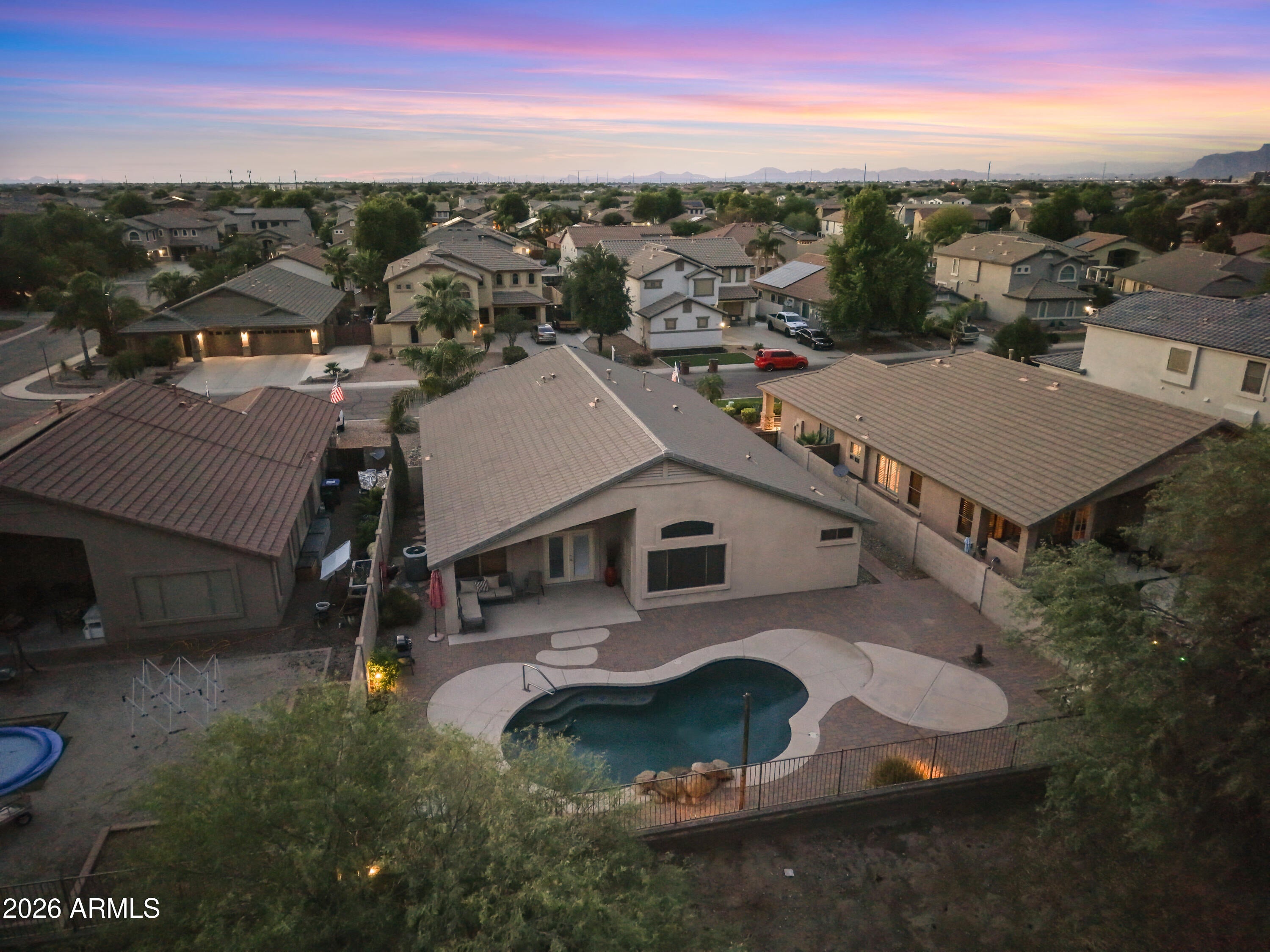 935 W GASCON Road