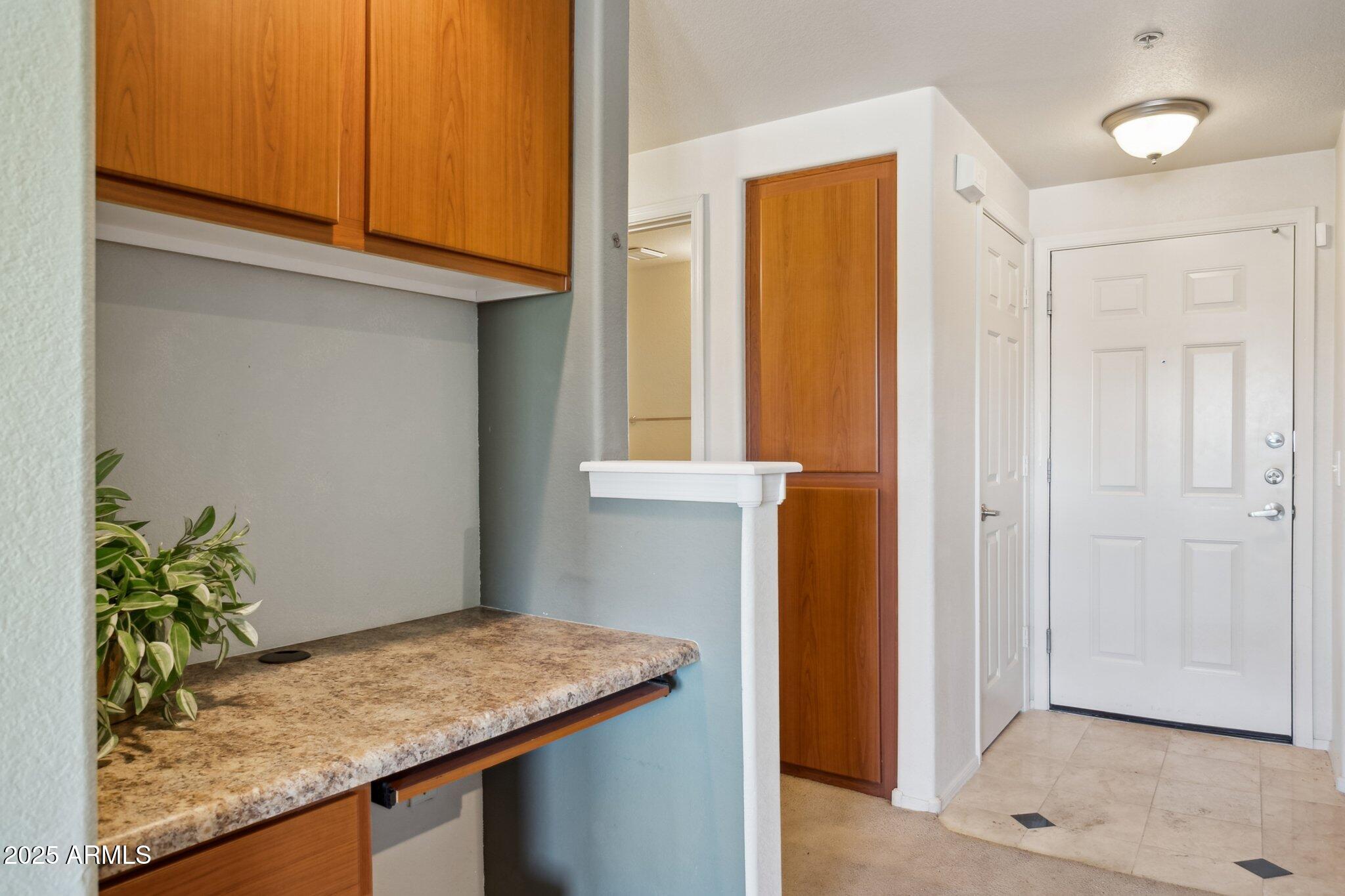 9820 N CENTRAL Avenue 317