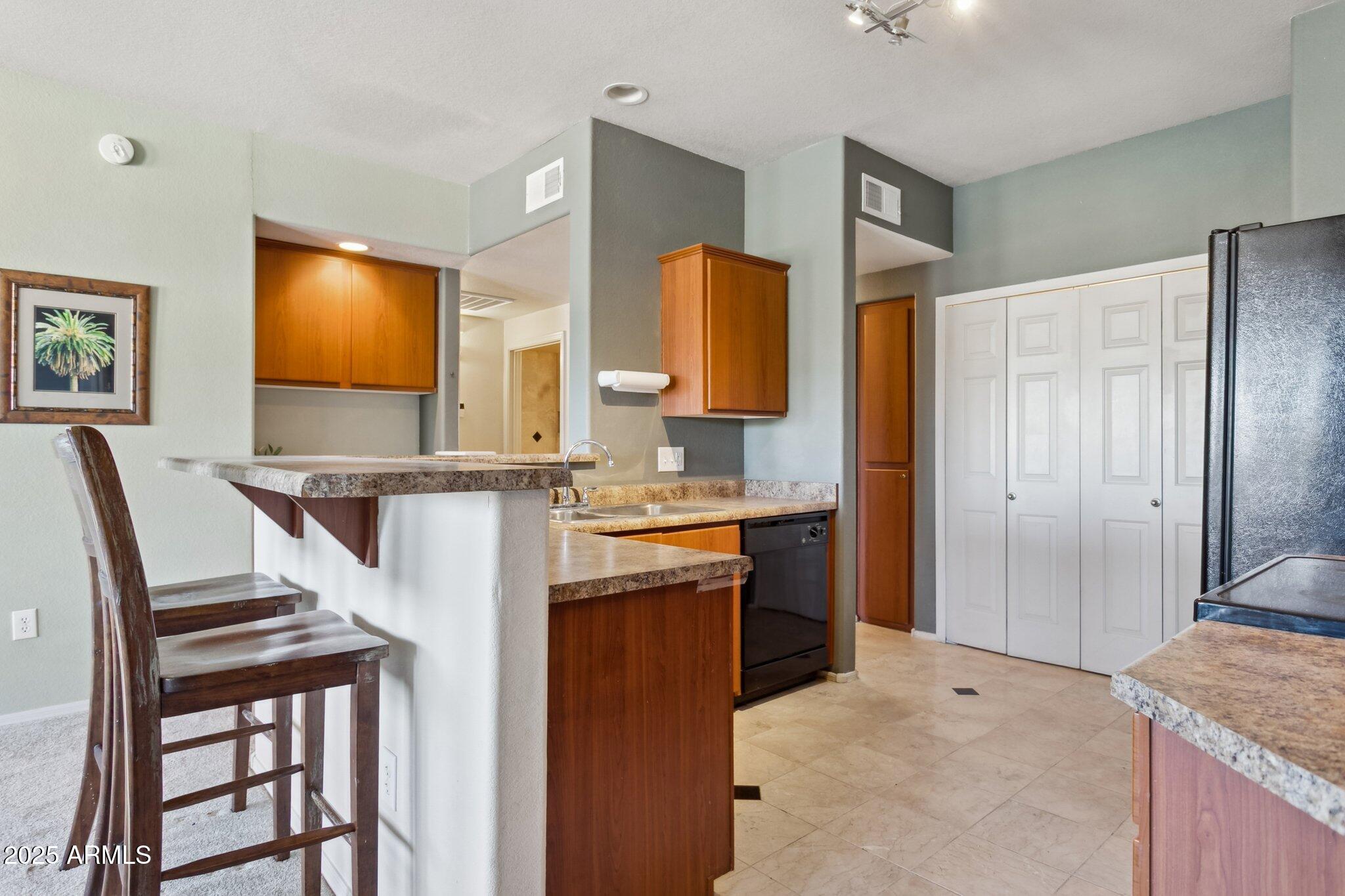 9820 N CENTRAL Avenue 317