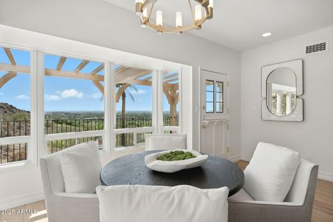 5654 E MESQUITE Lane Phoenix AZ 85018