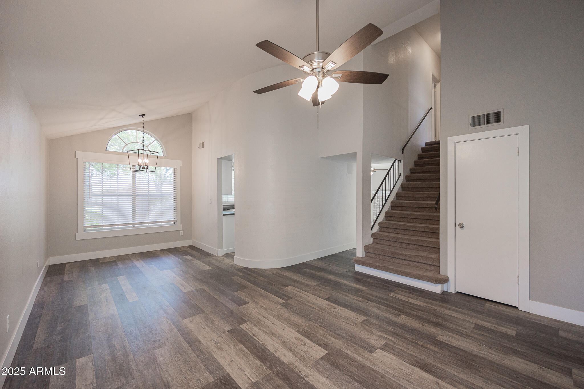 3134 E MCKELLIPS Road 17