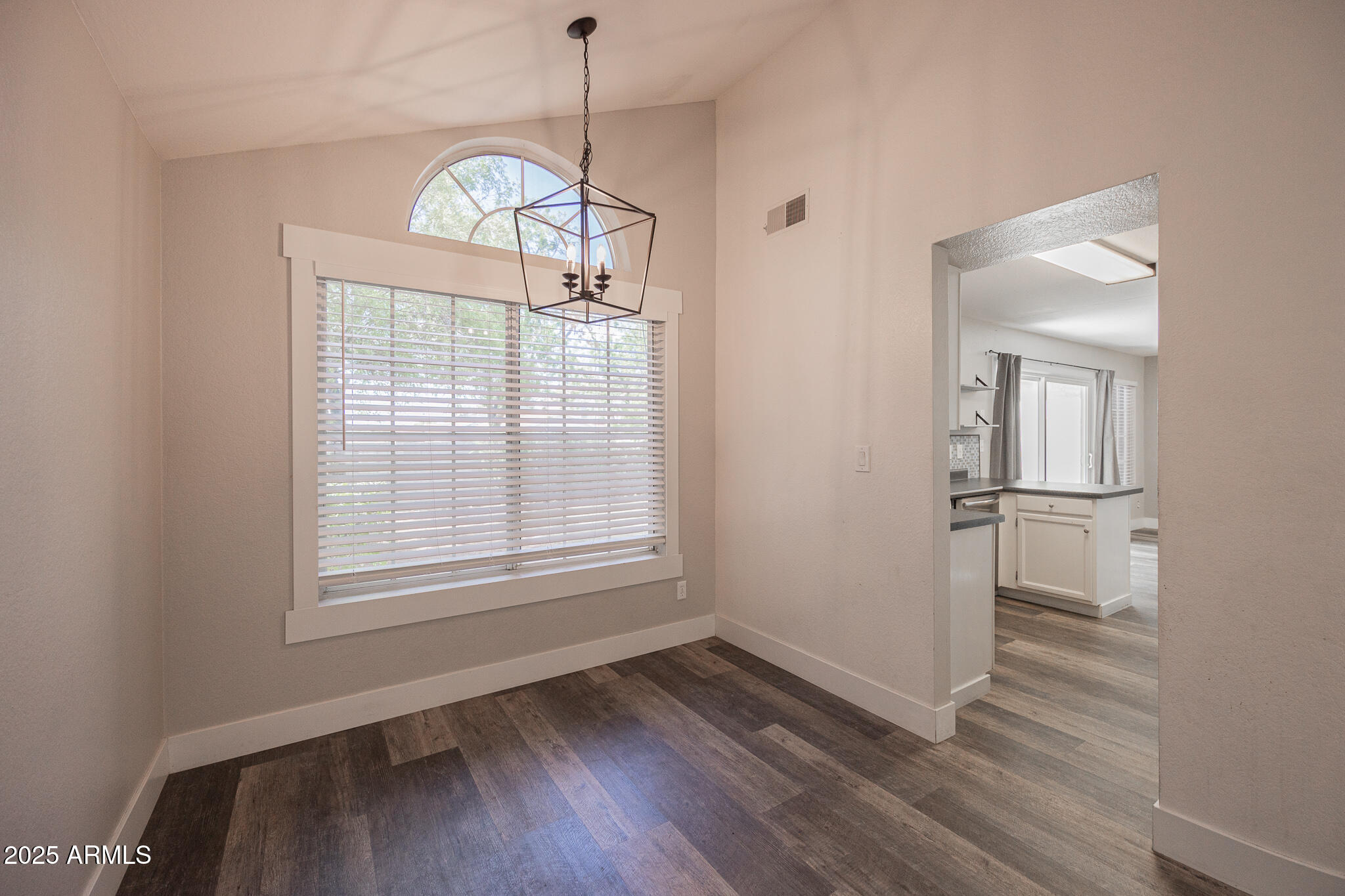 3134 E MCKELLIPS Road 17