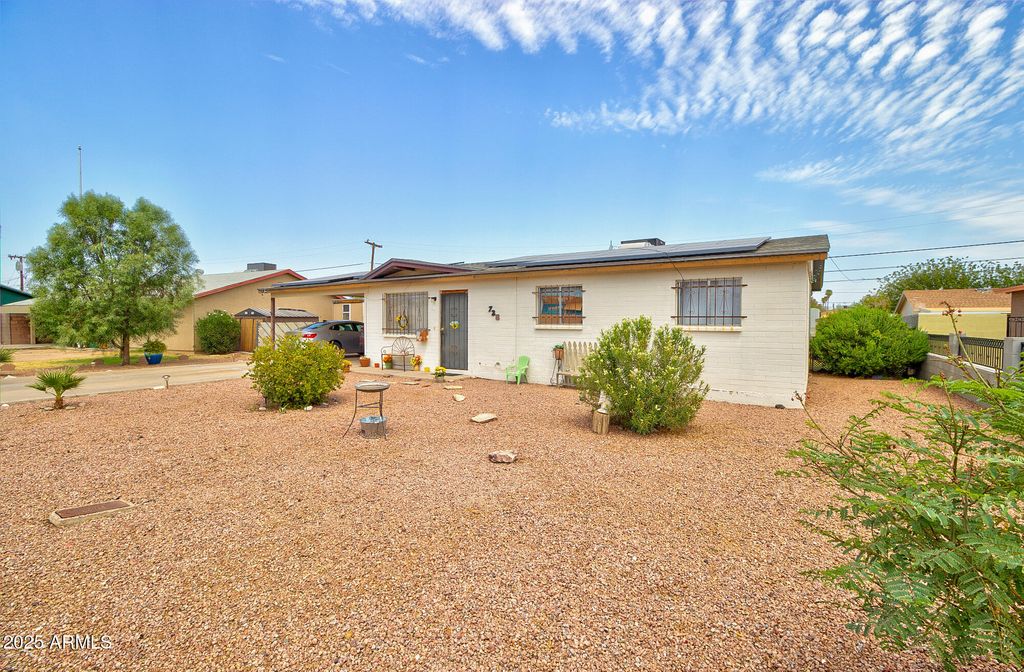 Photo of 728 E Brenda Drive, Casa Grande, AZ 85122 (MLS # 6905999)