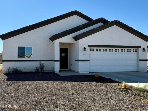 A home in Arizona City