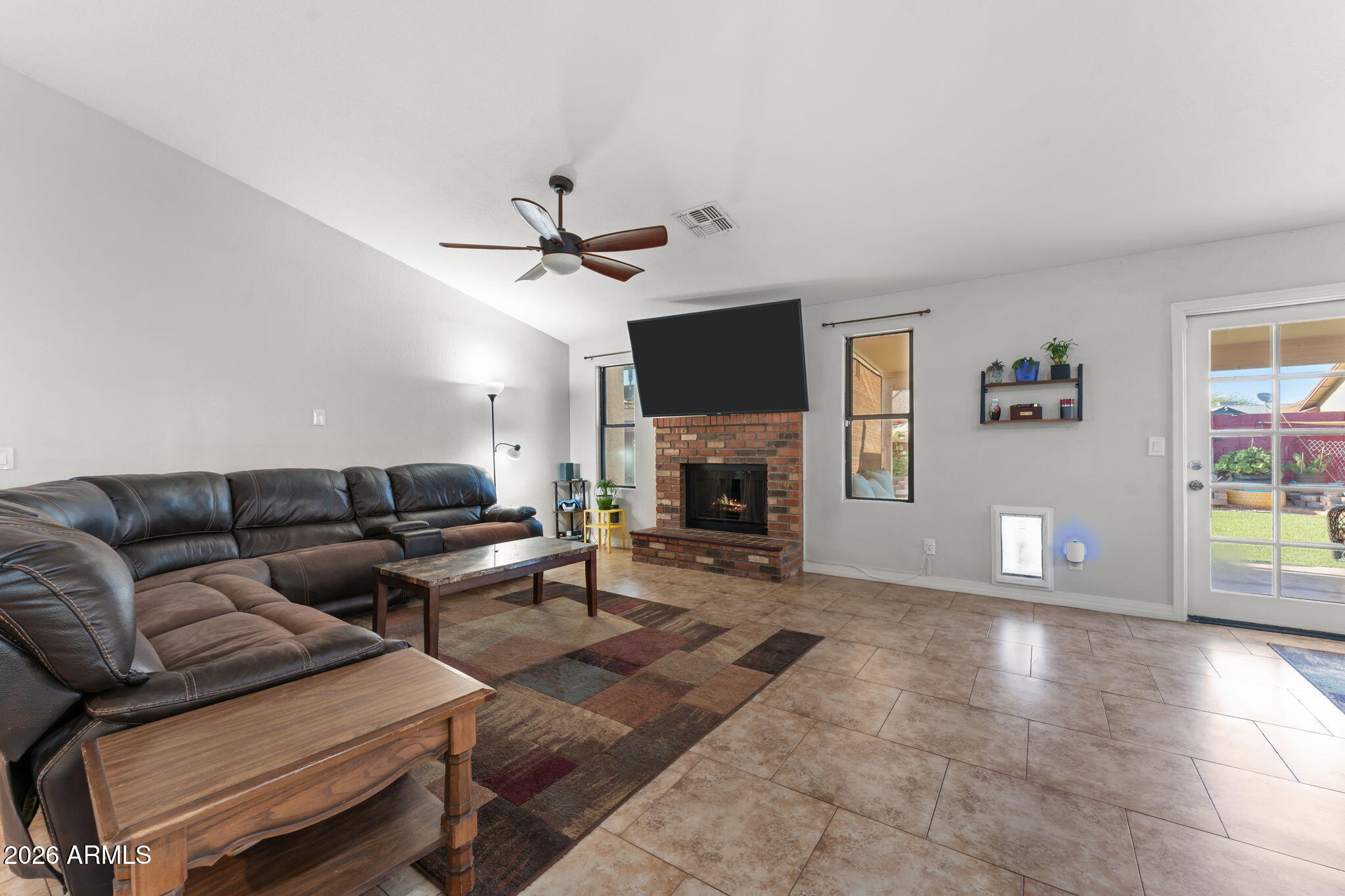 6908 W SIERRA VISTA Drive