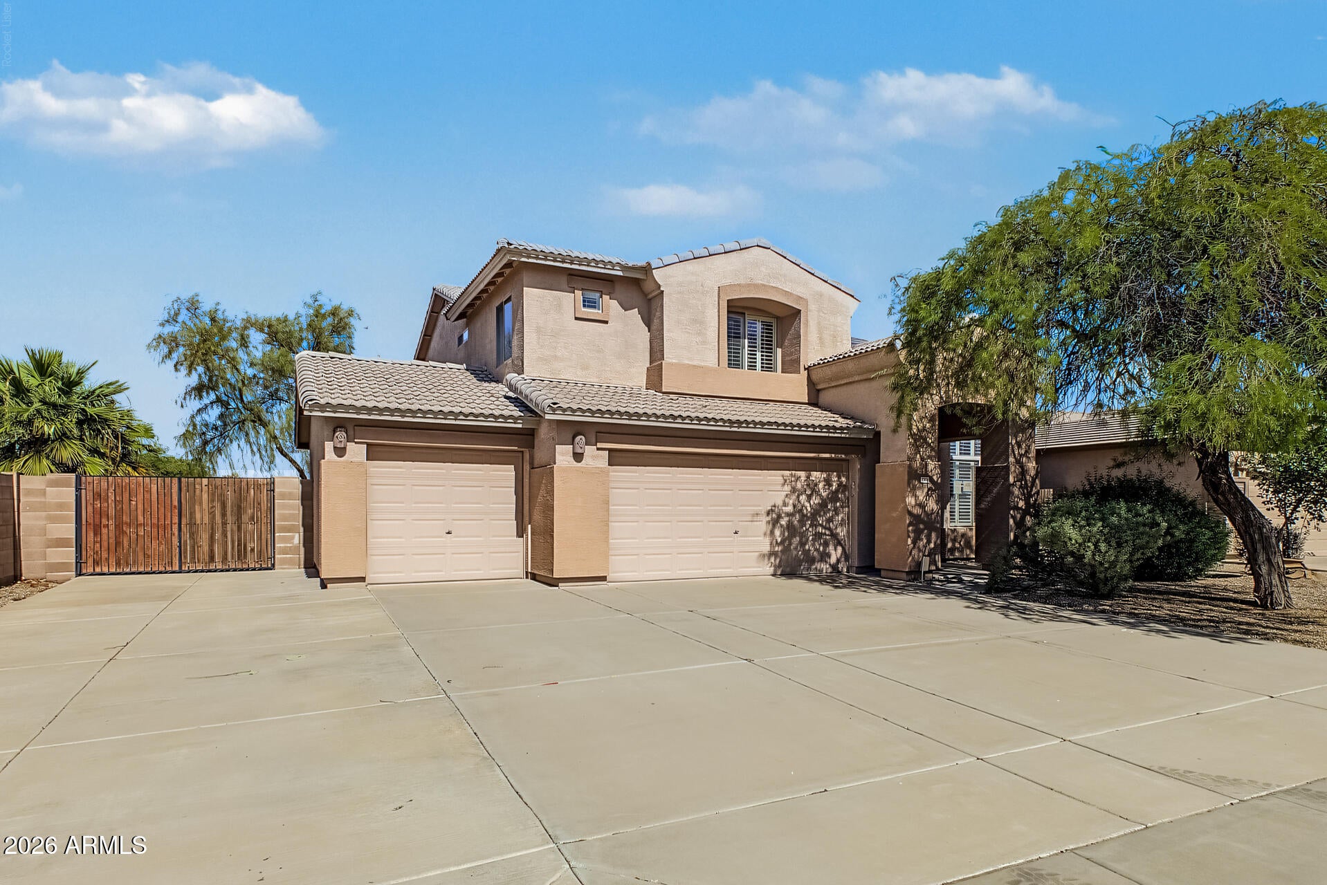1340 E 12TH Street