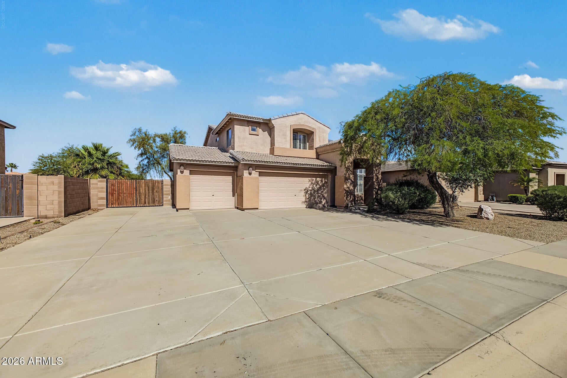 1340 E 12TH Street