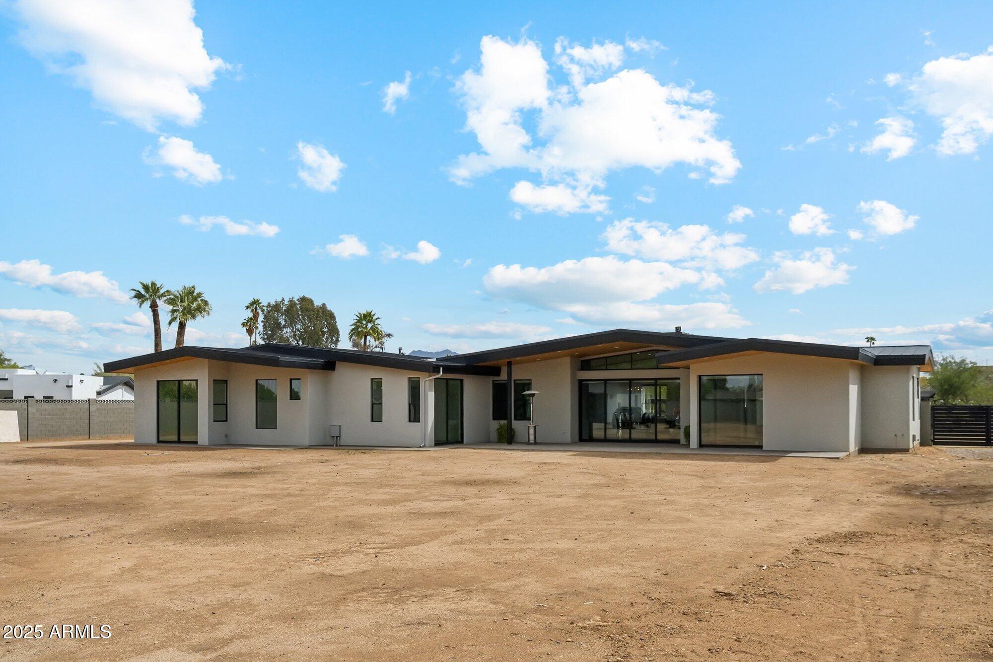 DESERT ESTATES 4 - Residential