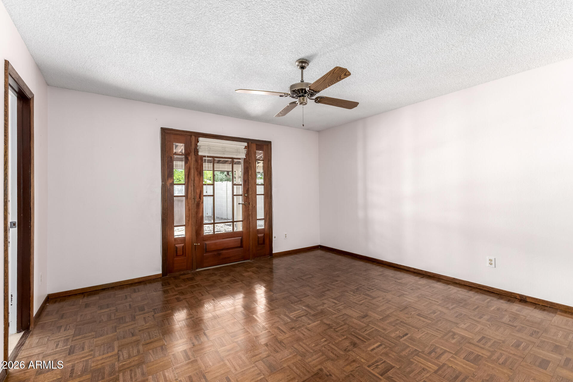 2531 W CAMPO ALEGRE Circle