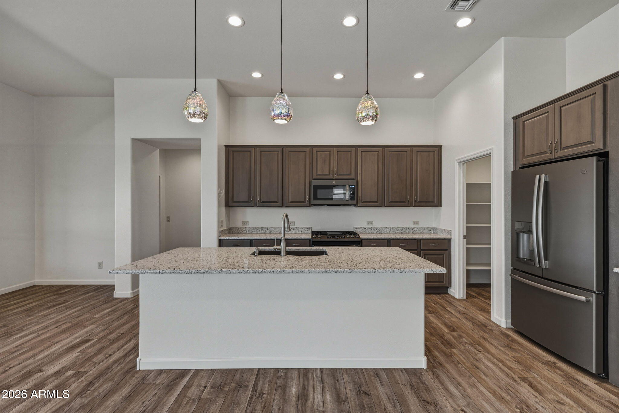 4529 W LOMA VERDE Avenue