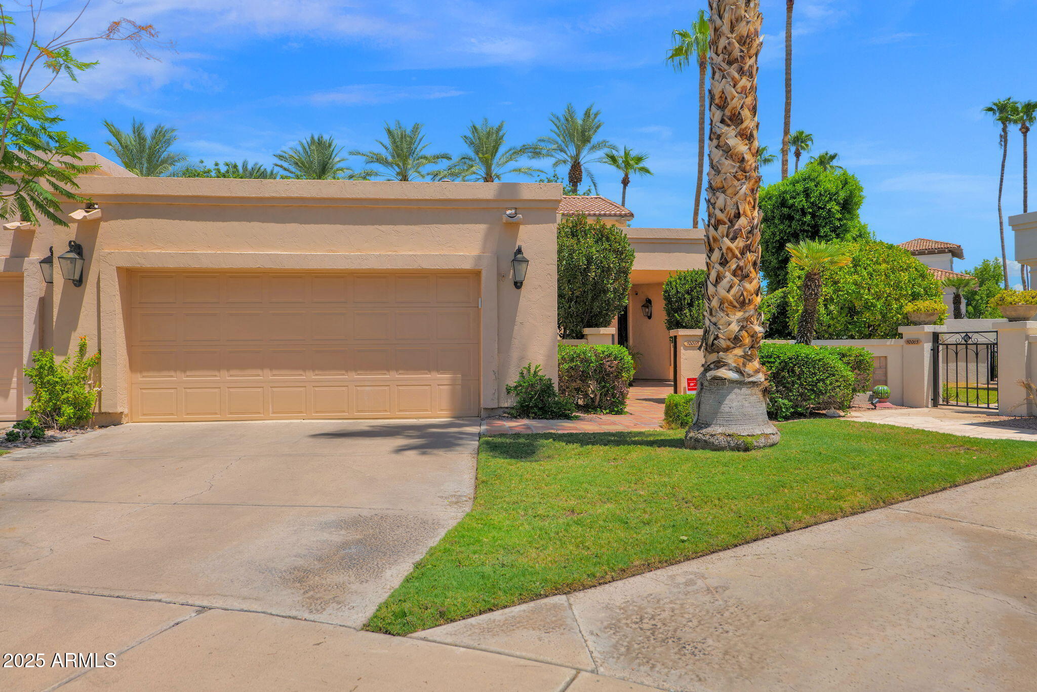10068 E Cinnabar Avenue