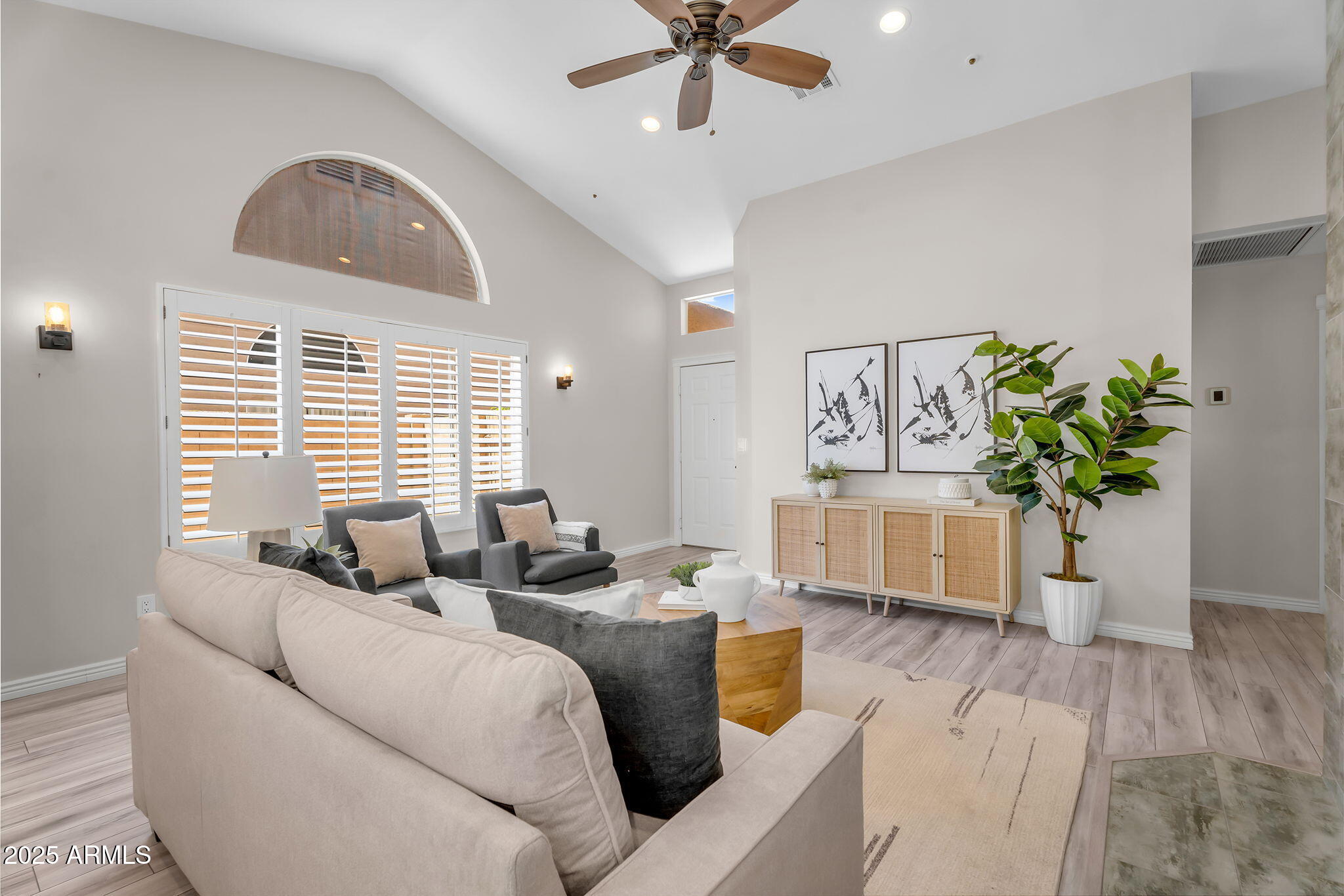 9223 E CAMINO DEL SANTO --