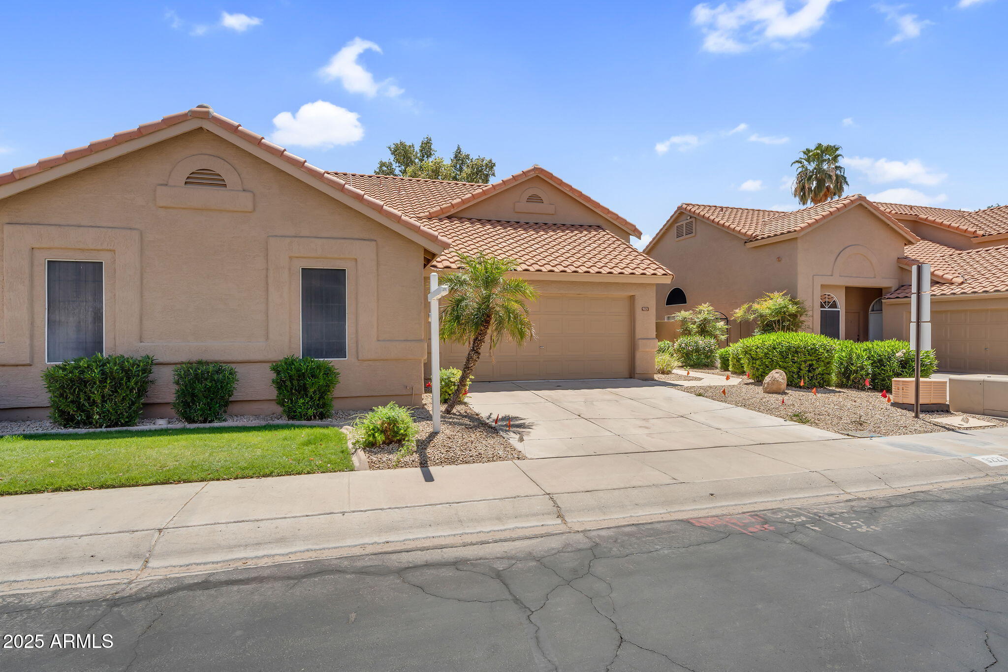 9223 E CAMINO DEL SANTO --