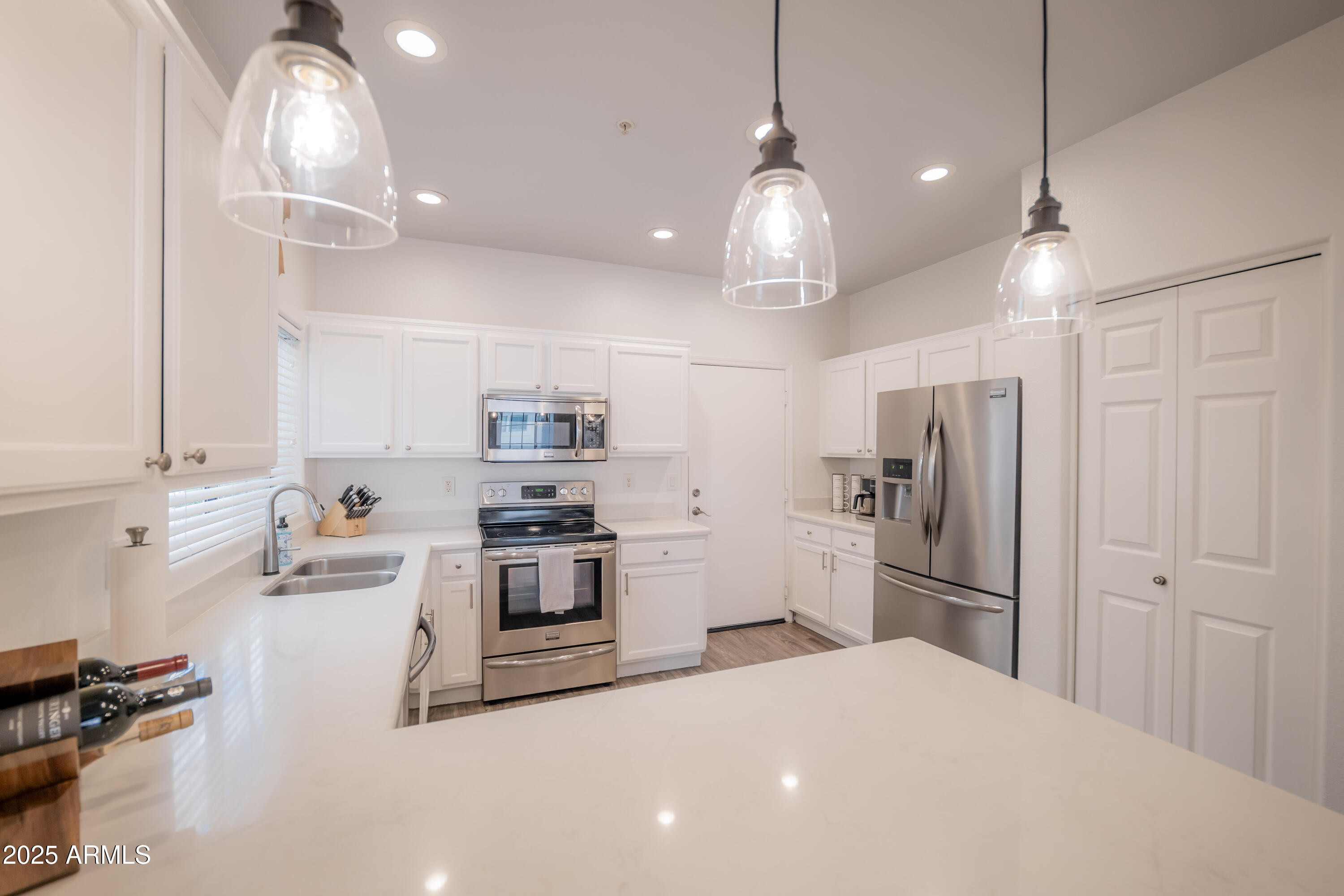 2801 N LITCHFIELD Road 54