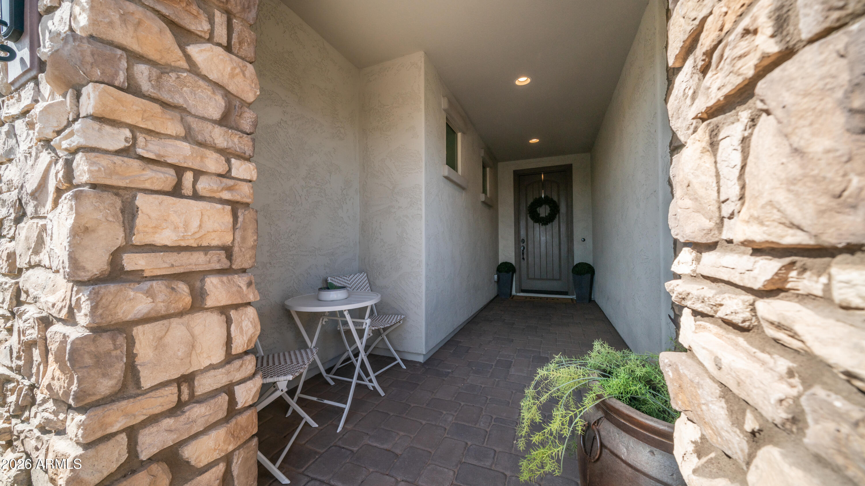 10064 E SATELLITE Drive