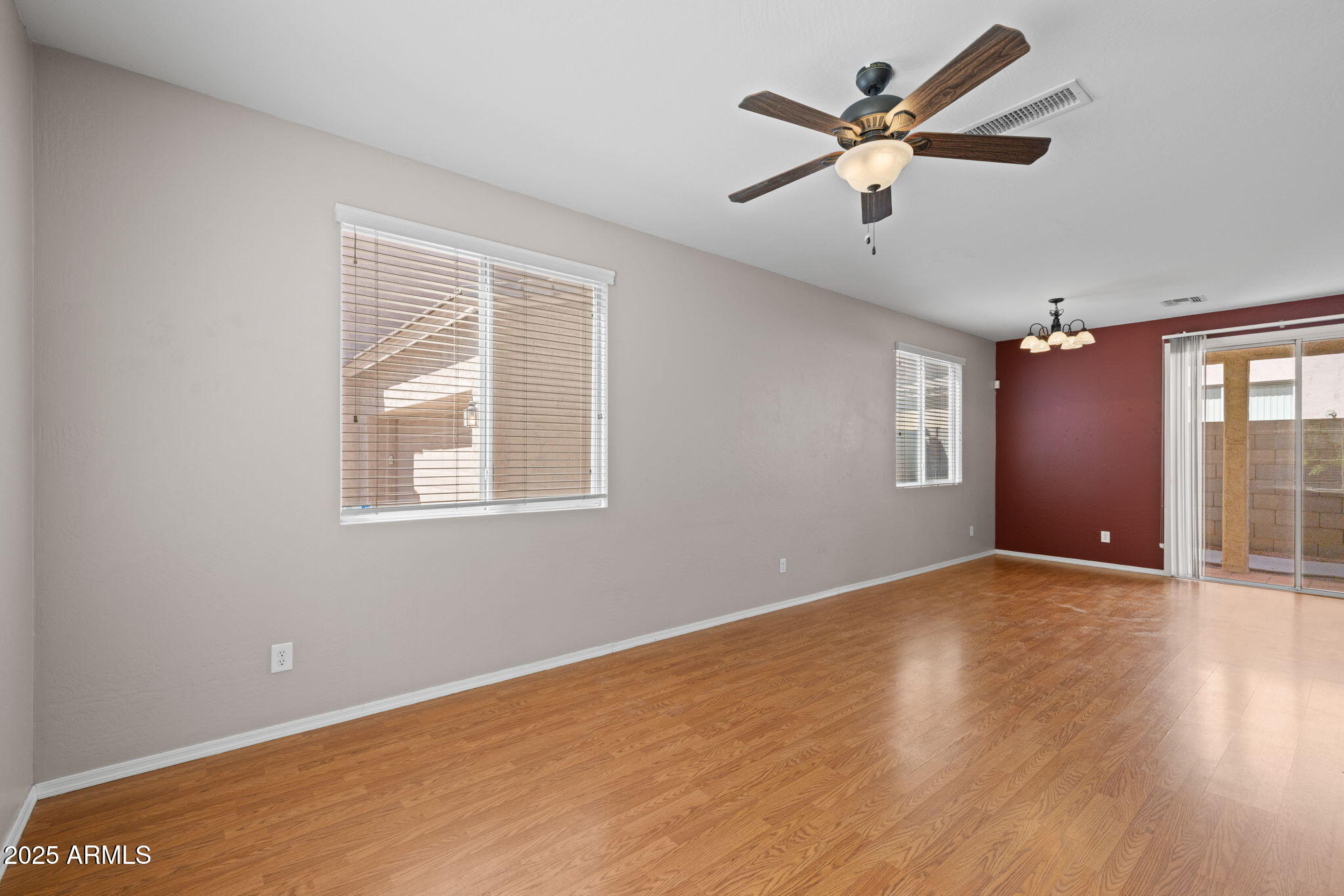 5312 W FULTON Street