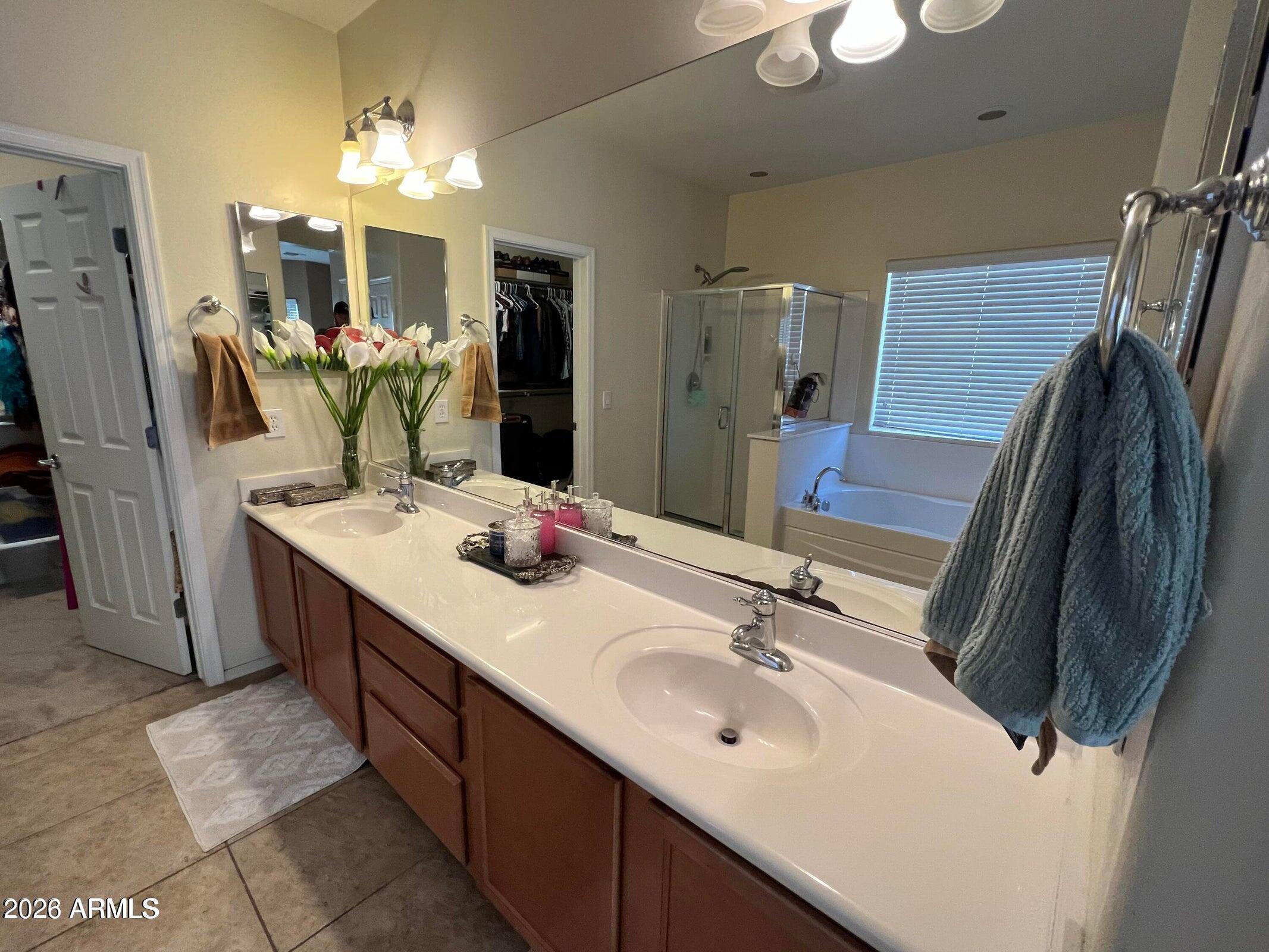 RE-SUB ANTHEM AT MERRILL RANCH PHASE 1A UNIT 25 - Residential