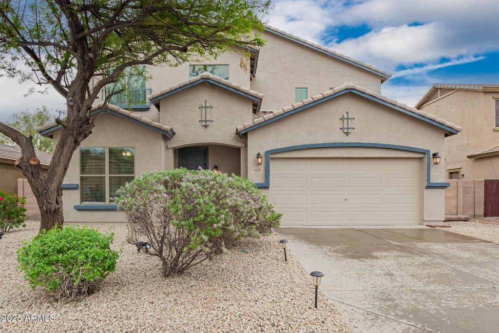Photo of 1329 E Cecil Court, Casa Grande, AZ 85122 (MLS # 6932763)