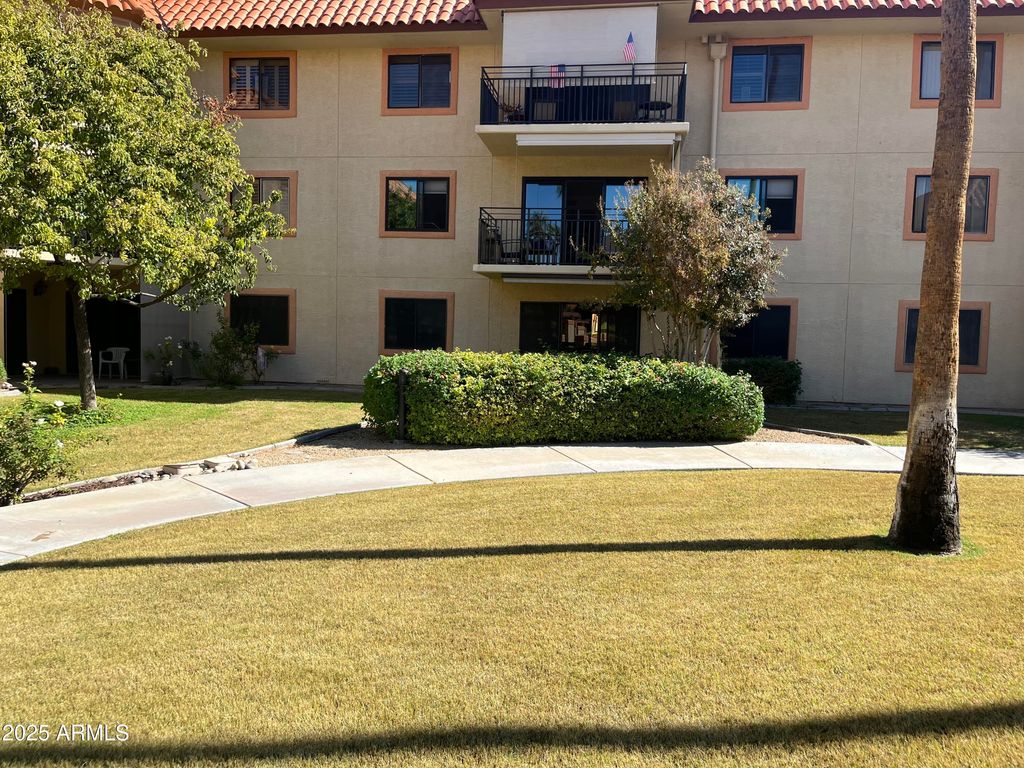 Photo of 10330 W Thunderbird Boulevard #C102, Sun City, AZ 85351 (MLS # 6938190)