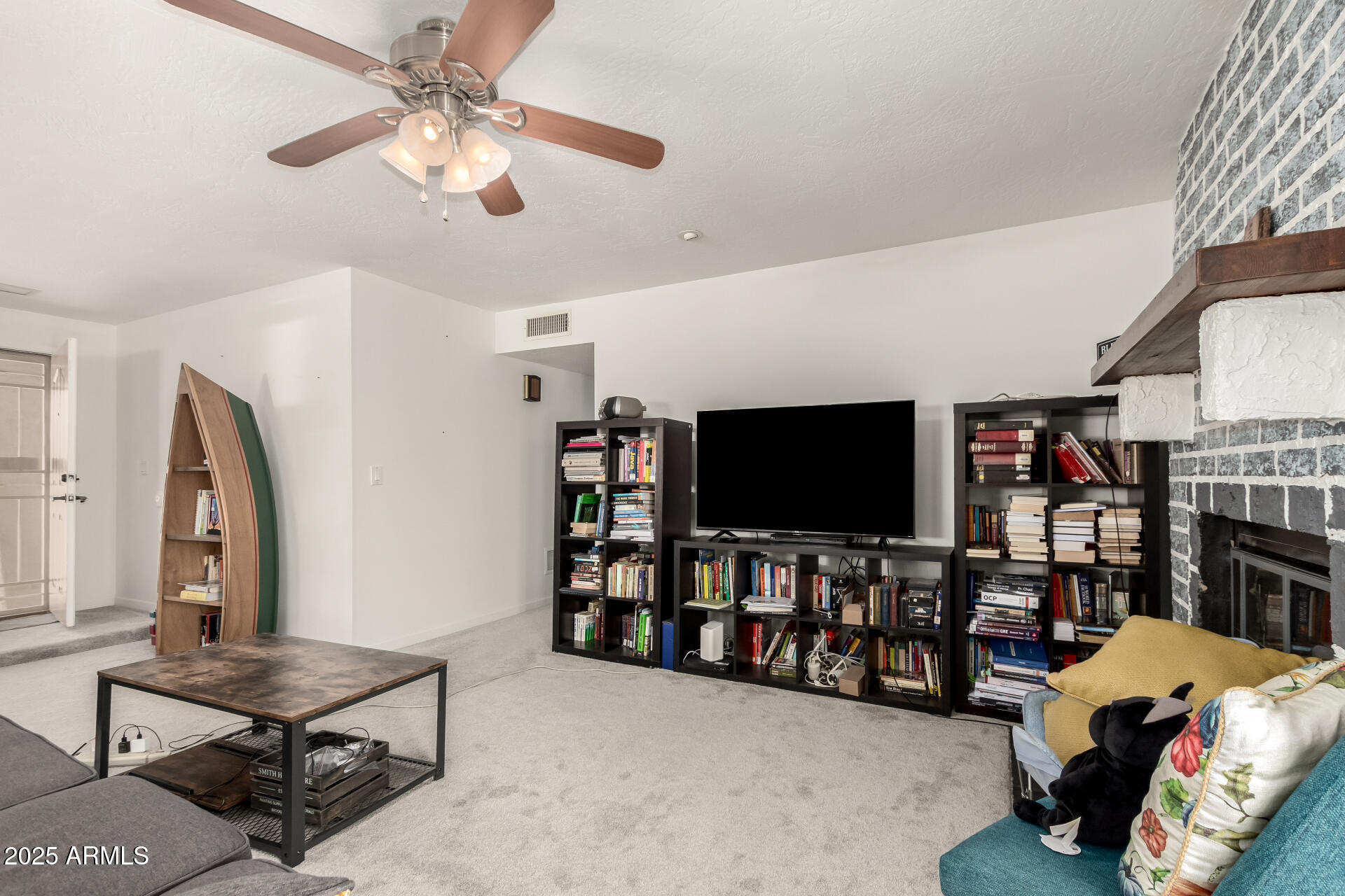 4841 W AIRE LIBRE Avenue