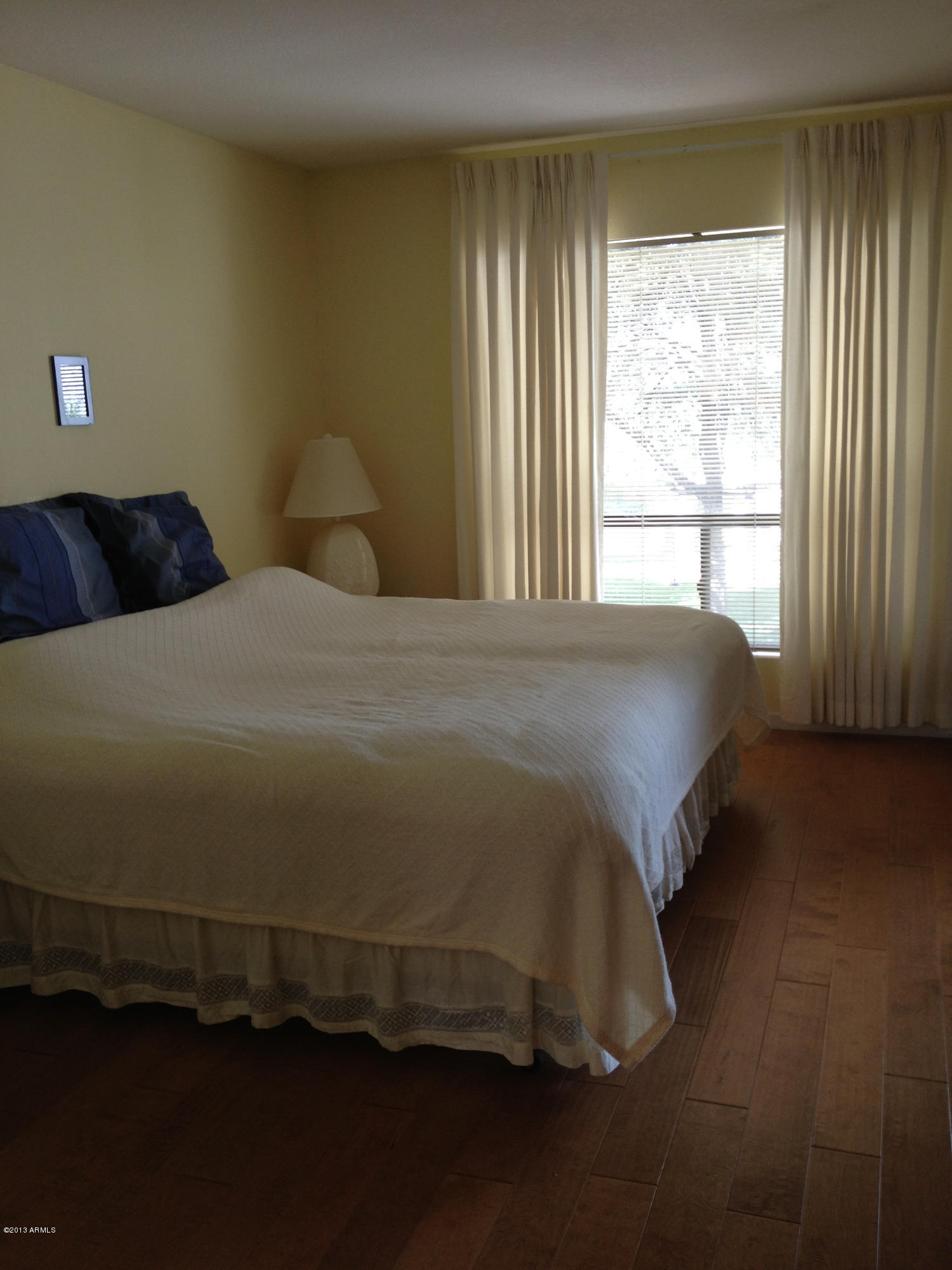 8651 E ROYAL PALM Road 228