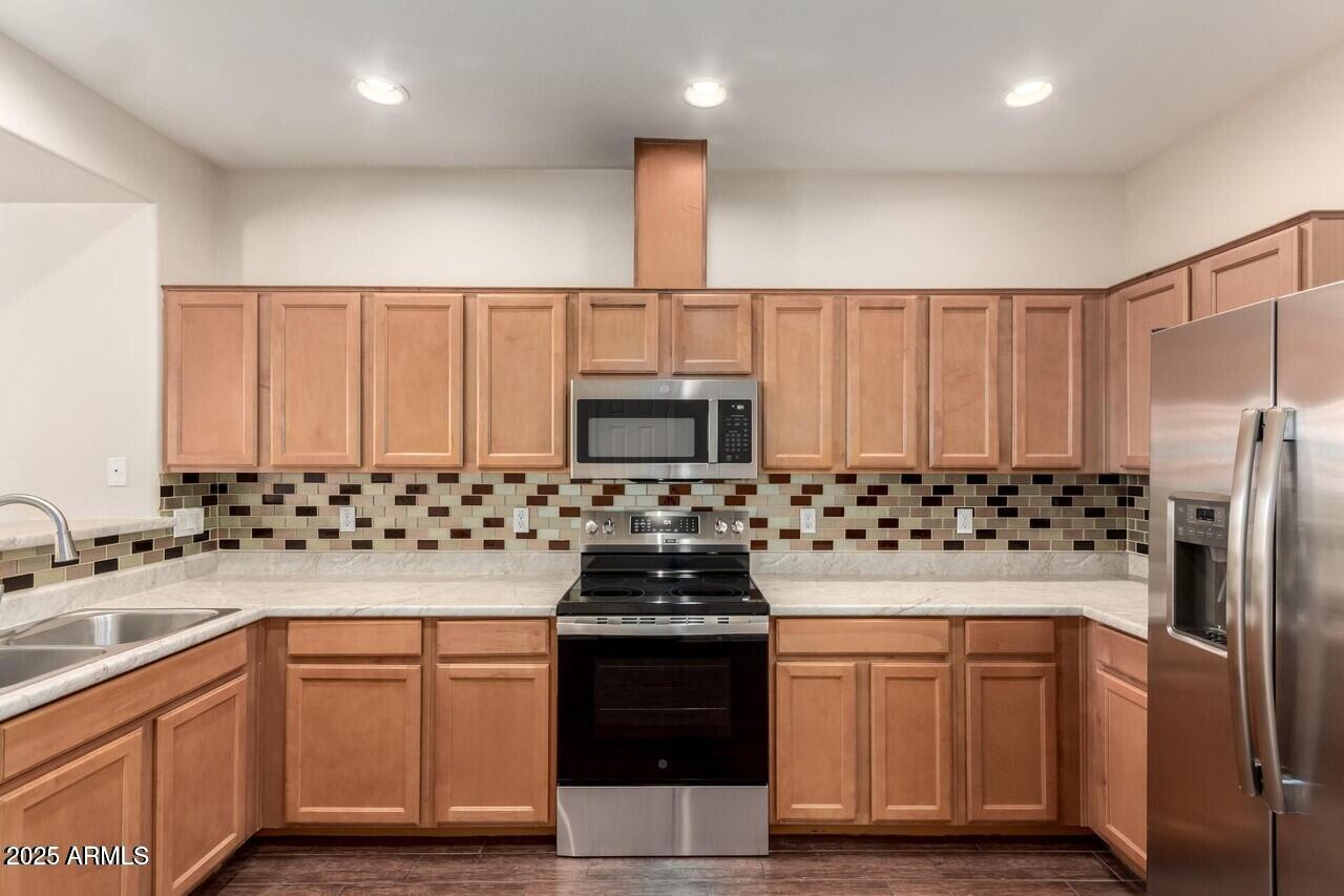 1225 N 36TH Street N 1013