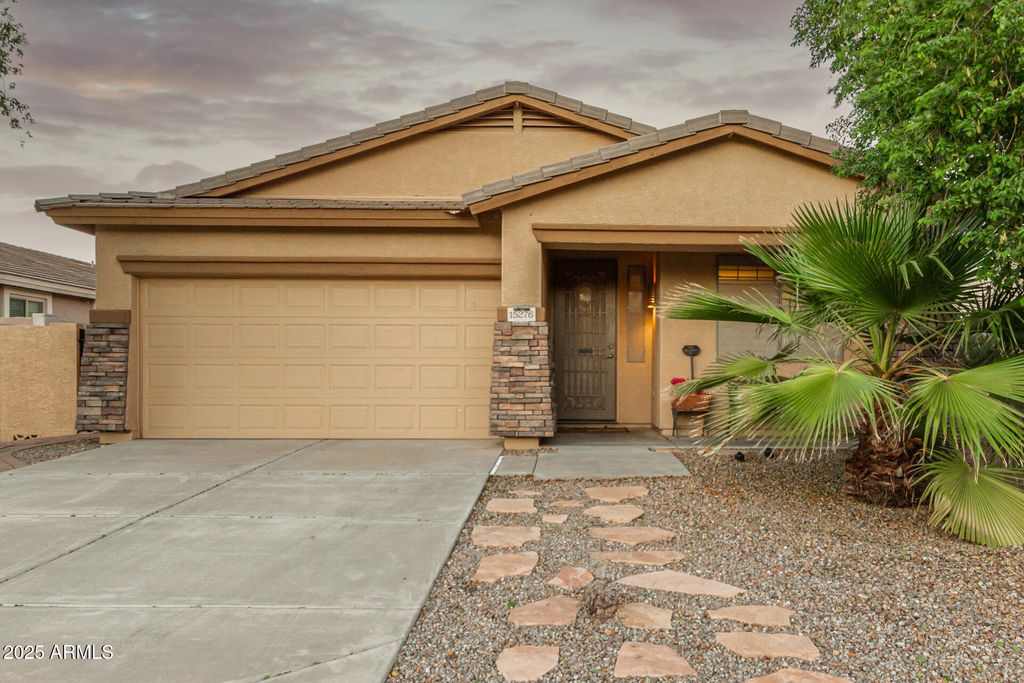 Photo of 15276 W Edgemont Avenue, Goodyear, AZ 85395 (MLS # 6918931)